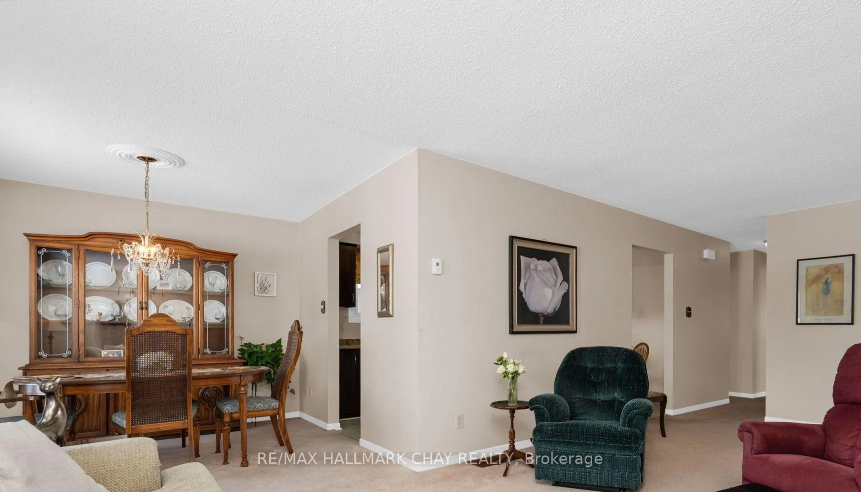 Photo 5 of 13 Grand Place, Barrie, Allandale Heights — HOMEH