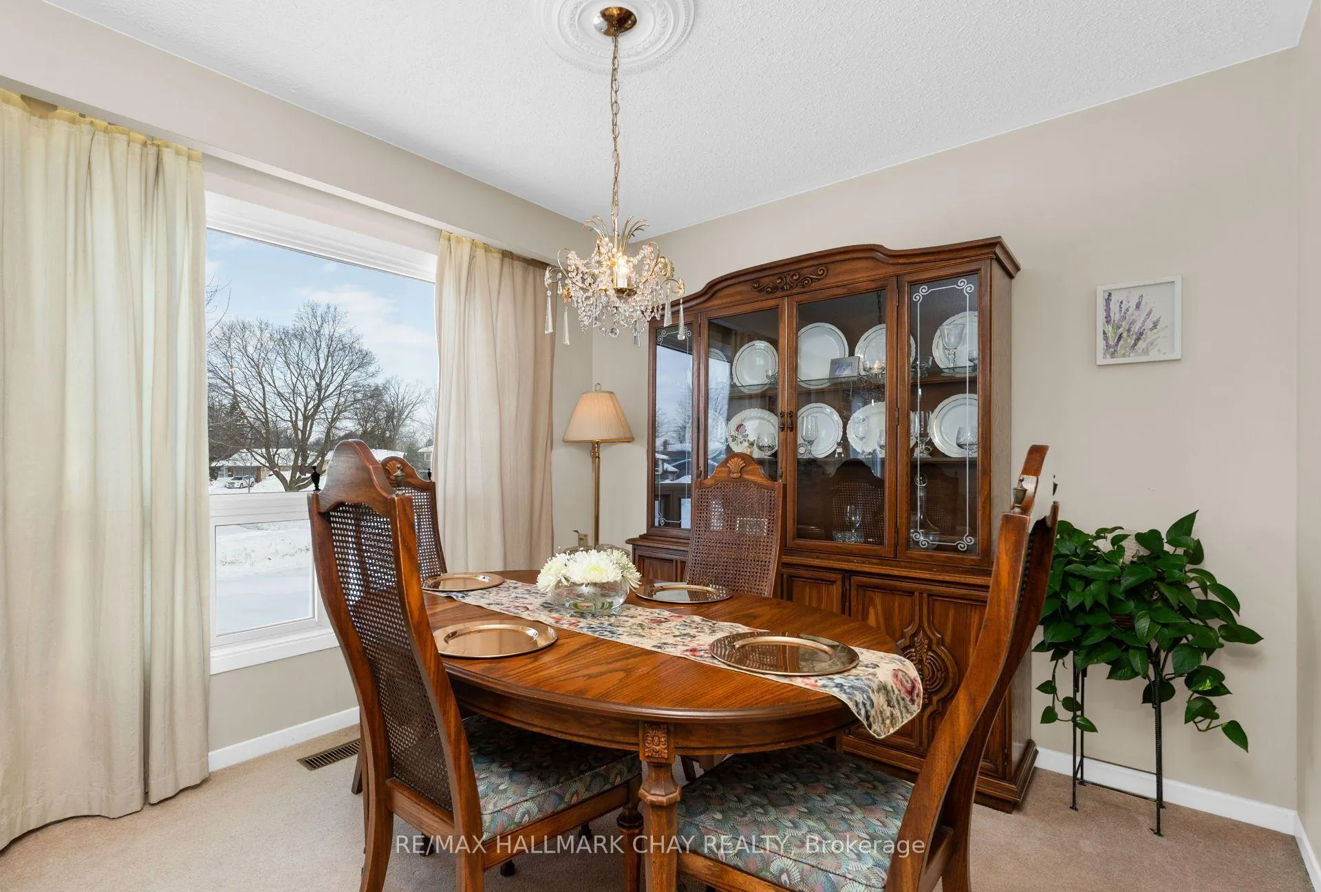 Photo 7 of 13 Grand Place, Barrie, Allandale Heights — HOMEH