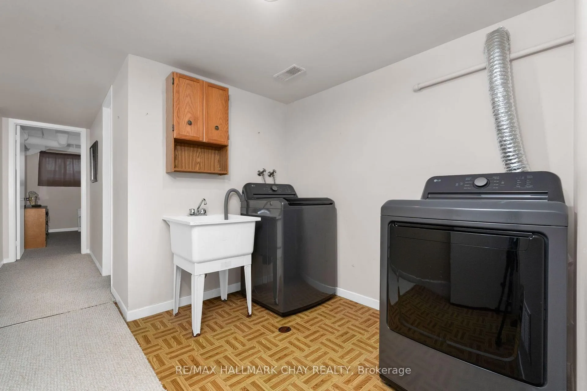 Photo 20 of 13 Grand Place, Barrie, Allandale Heights — HOMEH