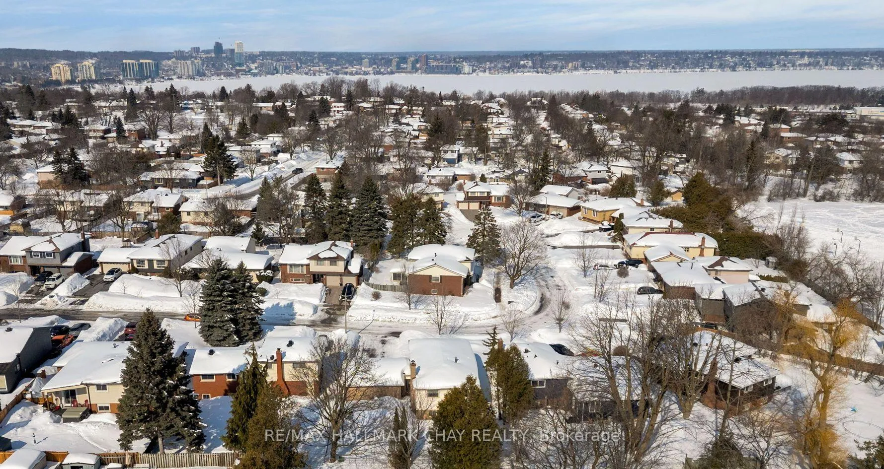 Photo 24 of 13 Grand Place, Barrie, Allandale Heights — HOMEH