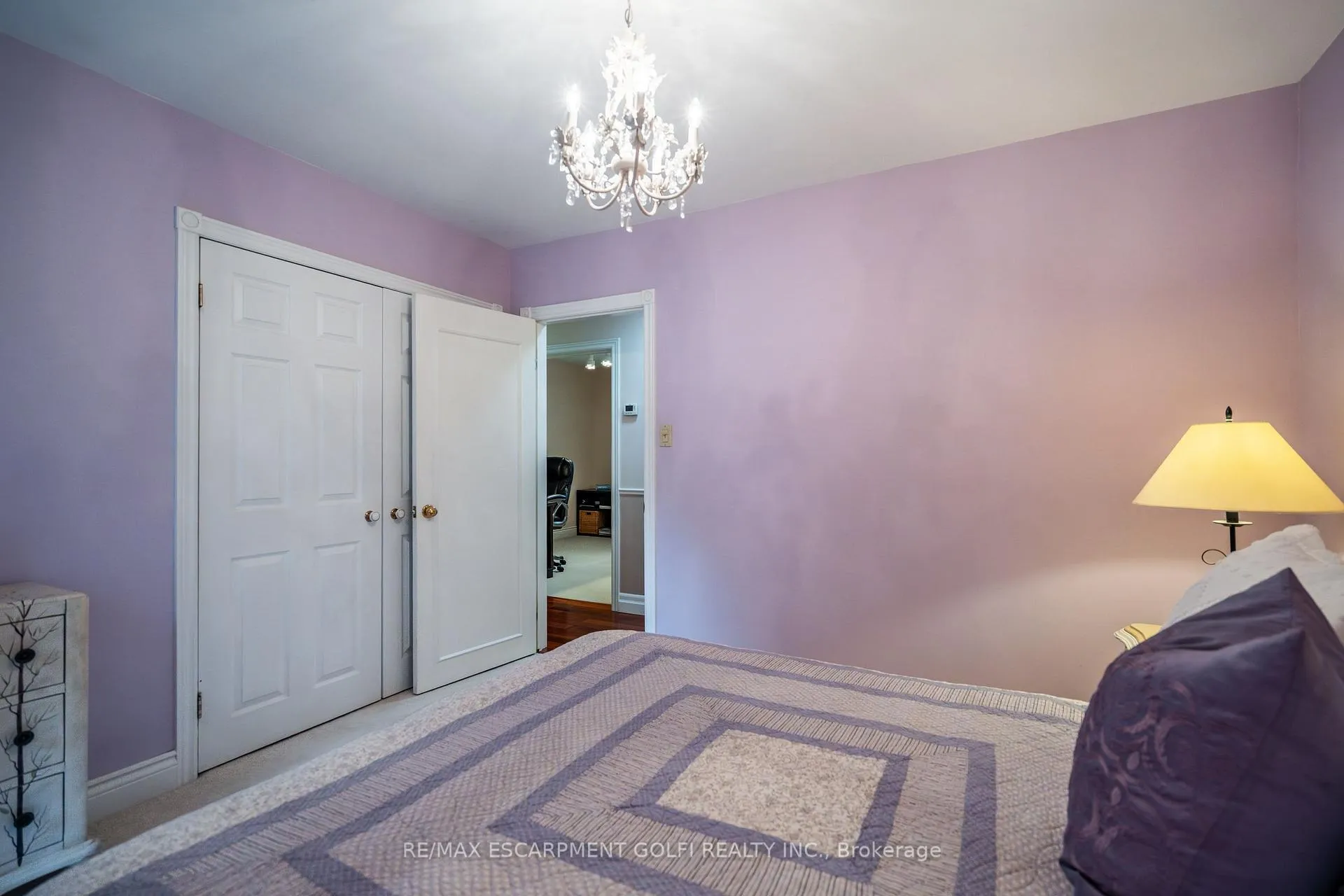 Photo 15 of 98 Hadley Drive, Hamilton, Ancaster — HOMEH