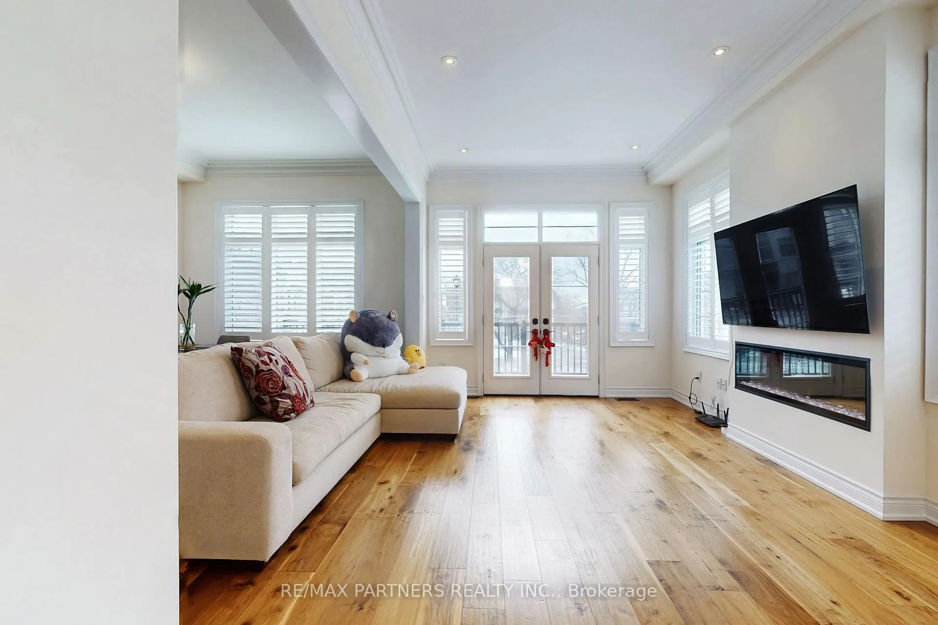 Photo 9 of 26 Island Green Lane, Markham, Angus Glen — HOMEH