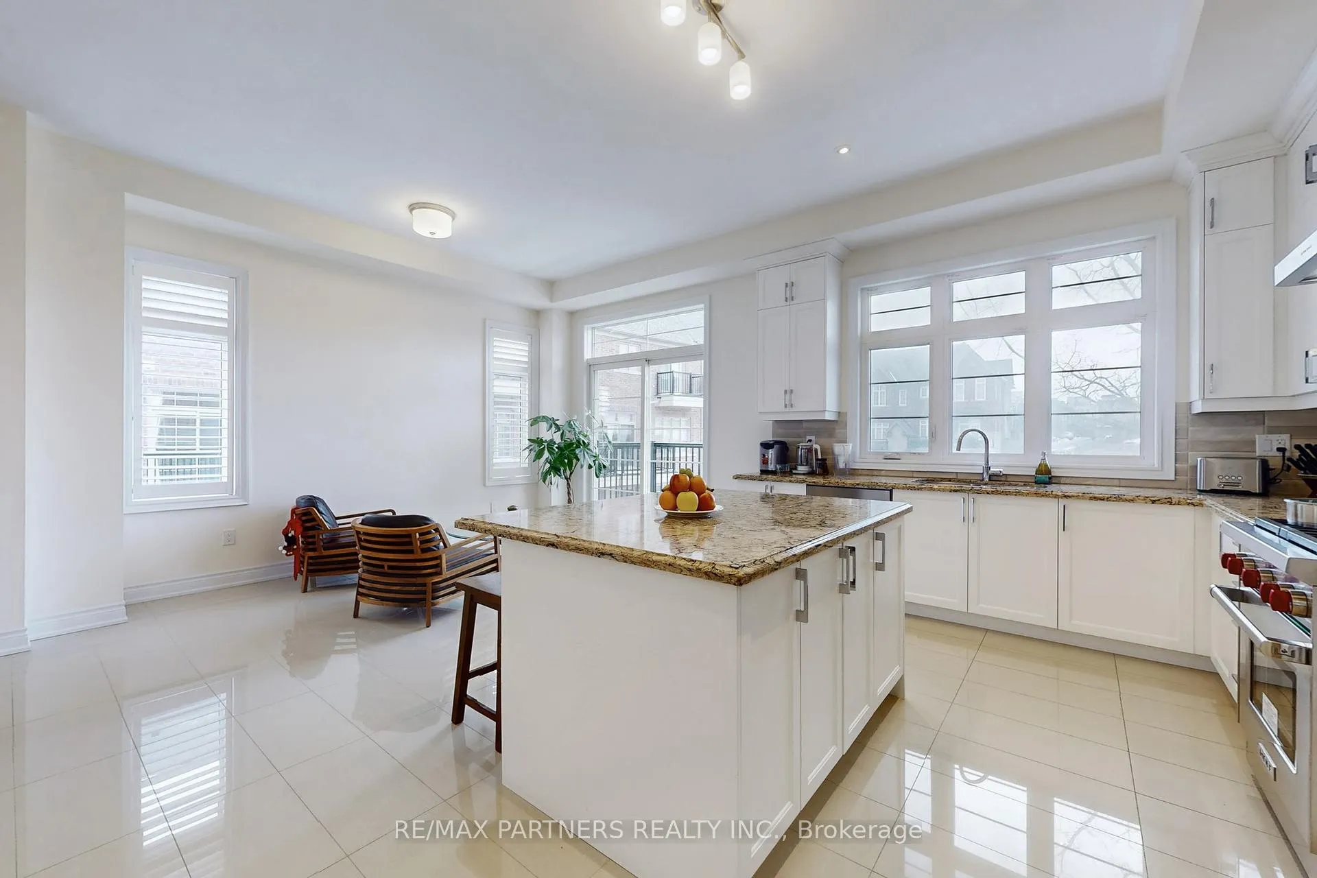 Photo 14 of 26 Island Green Lane, Markham, Angus Glen — HOMEH