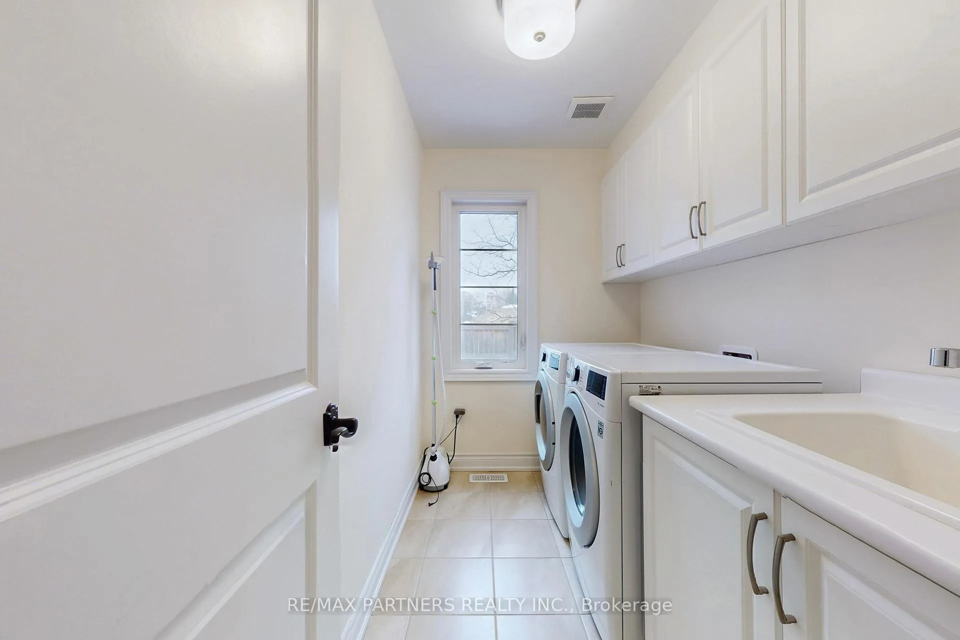 Photo 43 of 26 Island Green Lane, Markham, Angus Glen — HOMEH