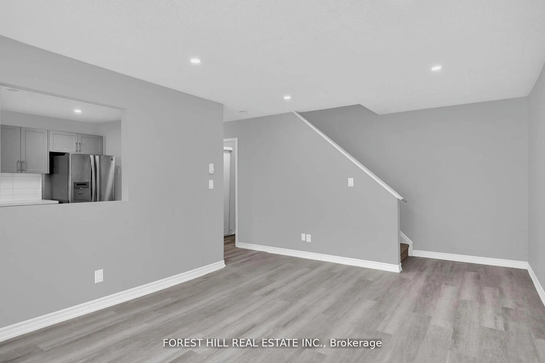 Photo 2 of Unit 6, 494 Elgin Street W, Cobourg — HOMEH