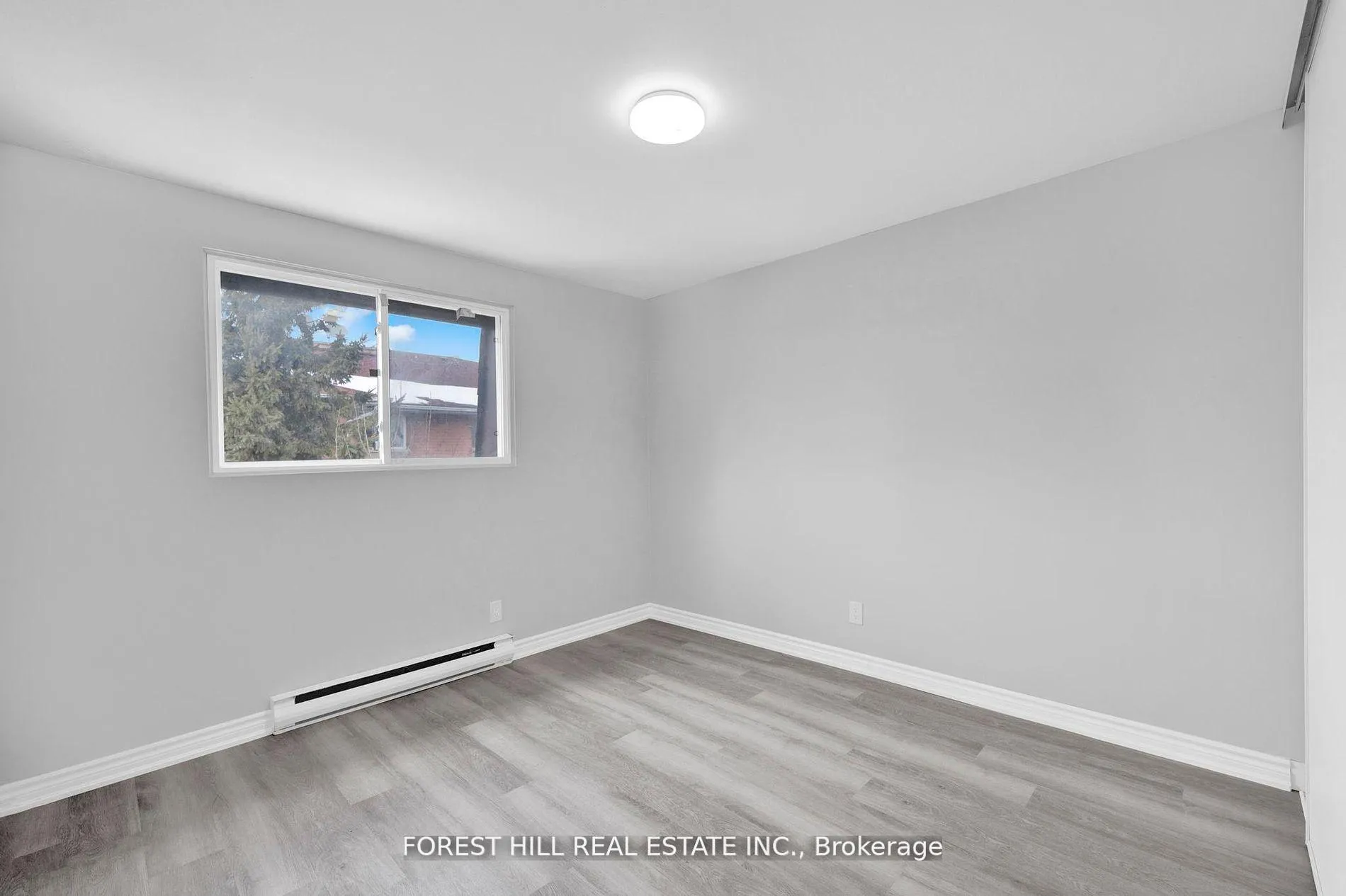 Photo 11 of Unit 6, 494 Elgin Street W, Cobourg — HOMEH