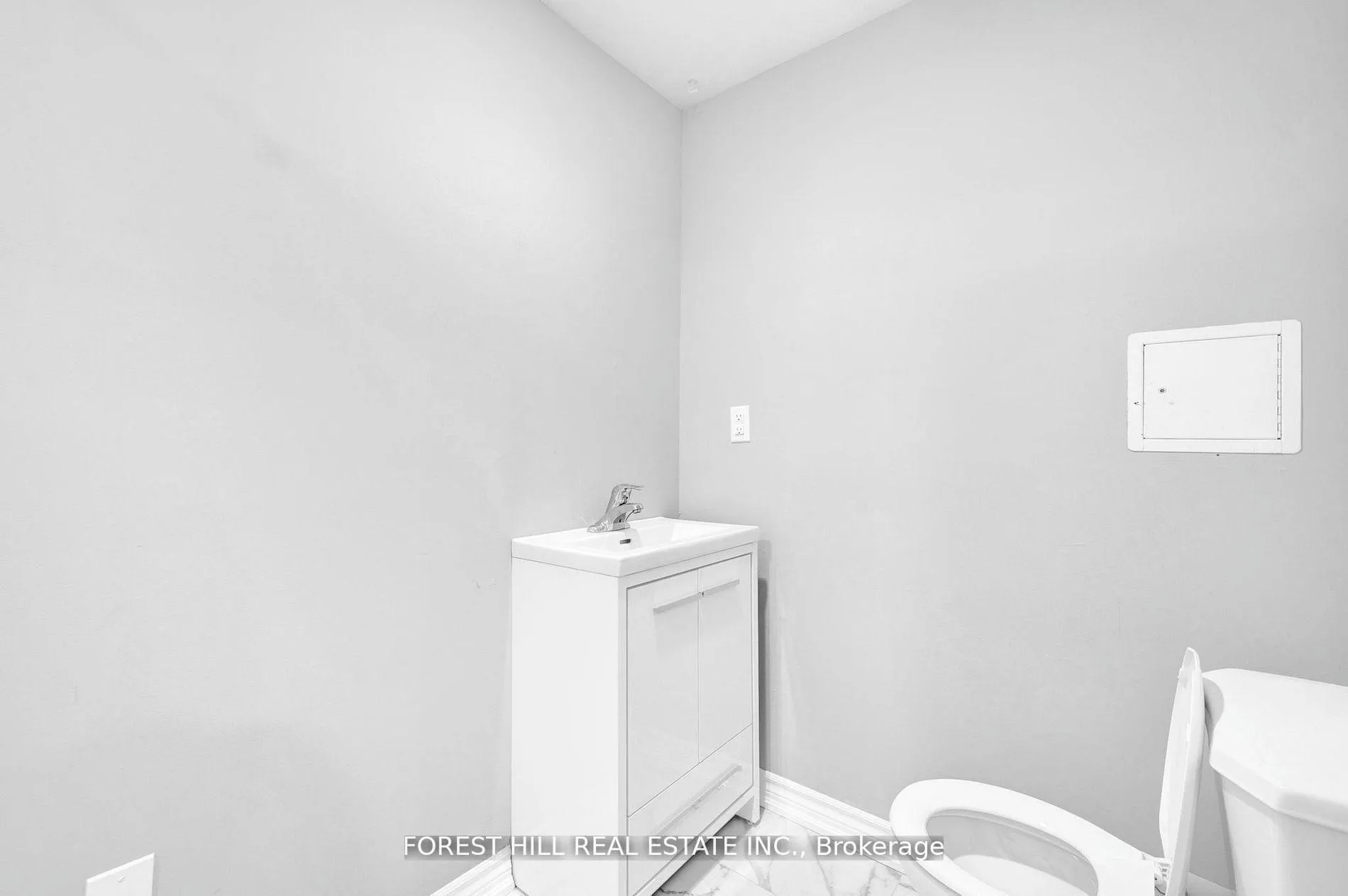 Photo 23 of Unit 6, 494 Elgin Street W, Cobourg — HOMEH
