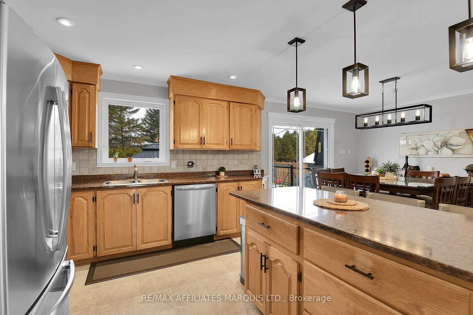 Photo 9 of 20391 Park Crescent, South Glengarry, South Glengarry (Charlottenburgh) Twp — HOMEH
