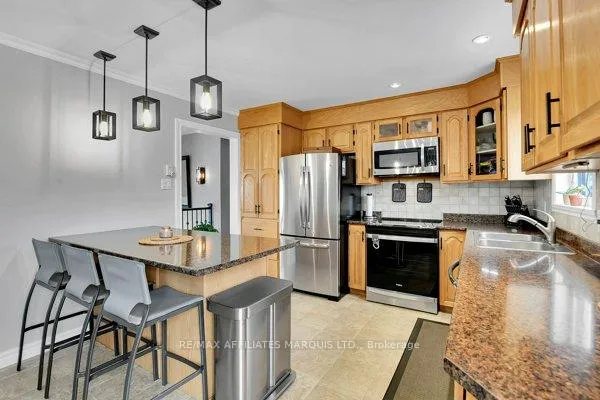 Photo 11 of 20391 Park Crescent, South Glengarry, South Glengarry (Charlottenburgh) Twp — HOMEH