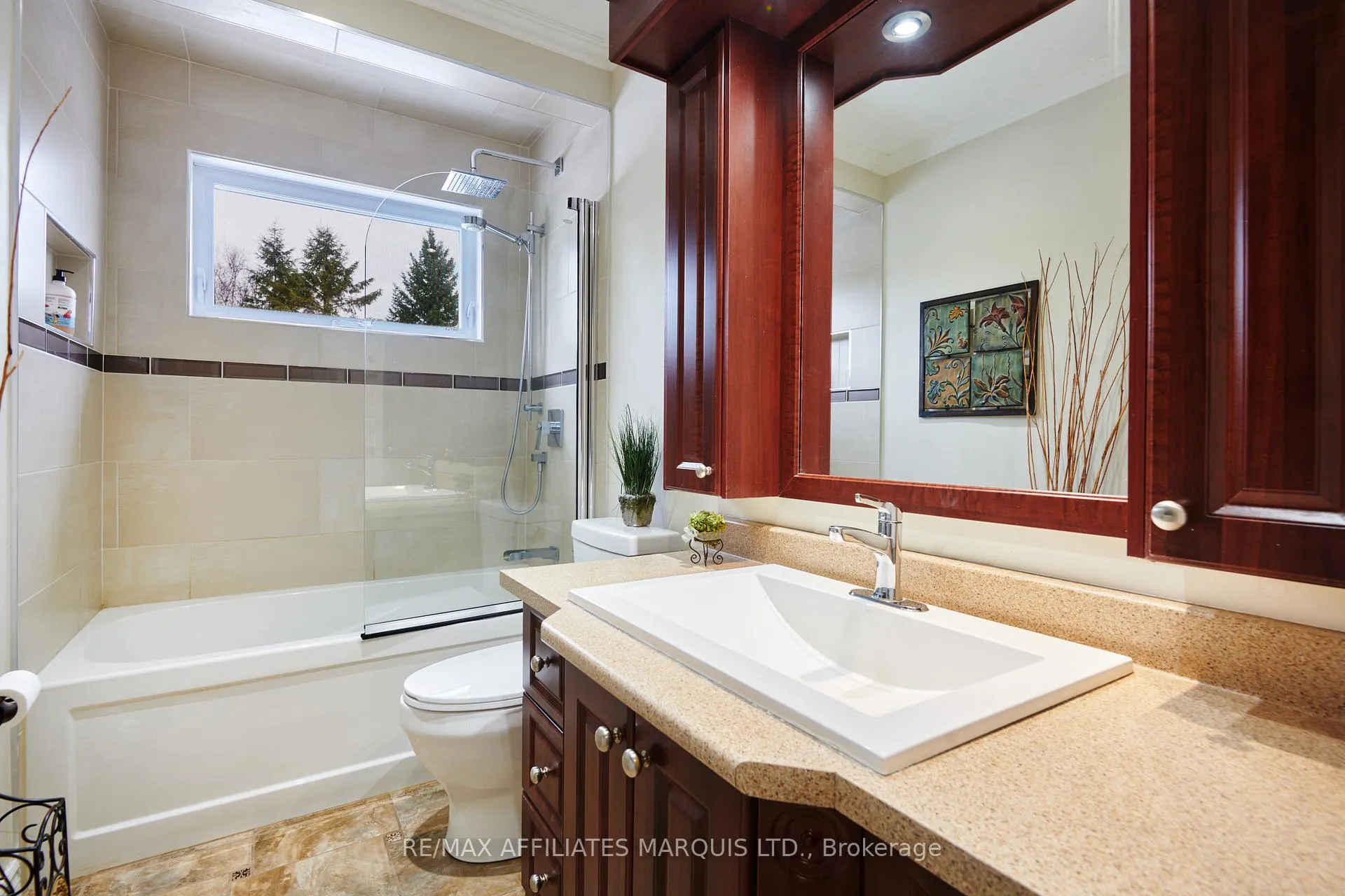 Photo 14 of 20391 Park Crescent, South Glengarry, South Glengarry (Charlottenburgh) Twp — HOMEH