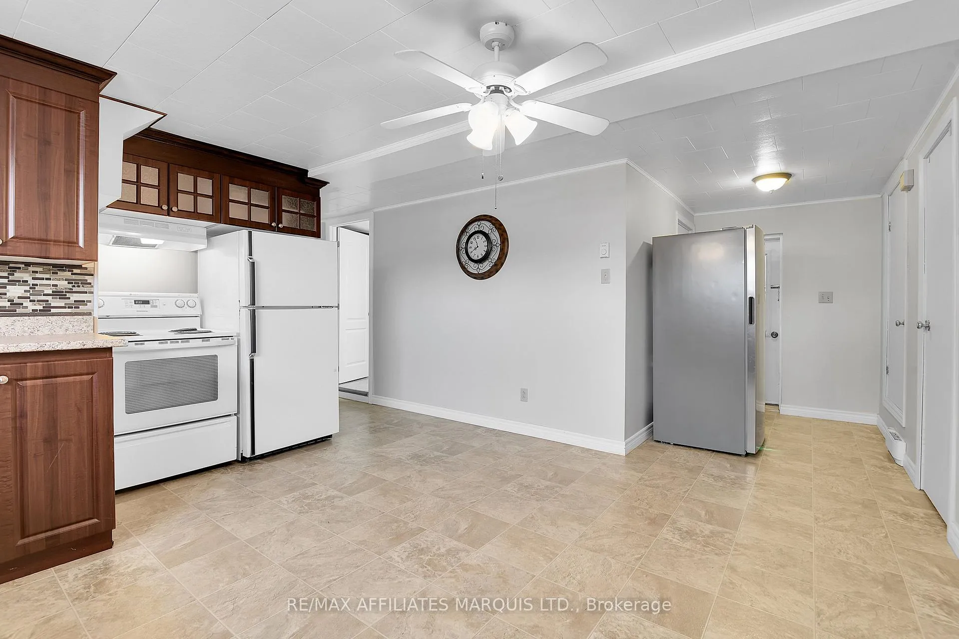 Photo 20 of 20391 Park Crescent, South Glengarry, South Glengarry (Charlottenburgh) Twp — HOMEH