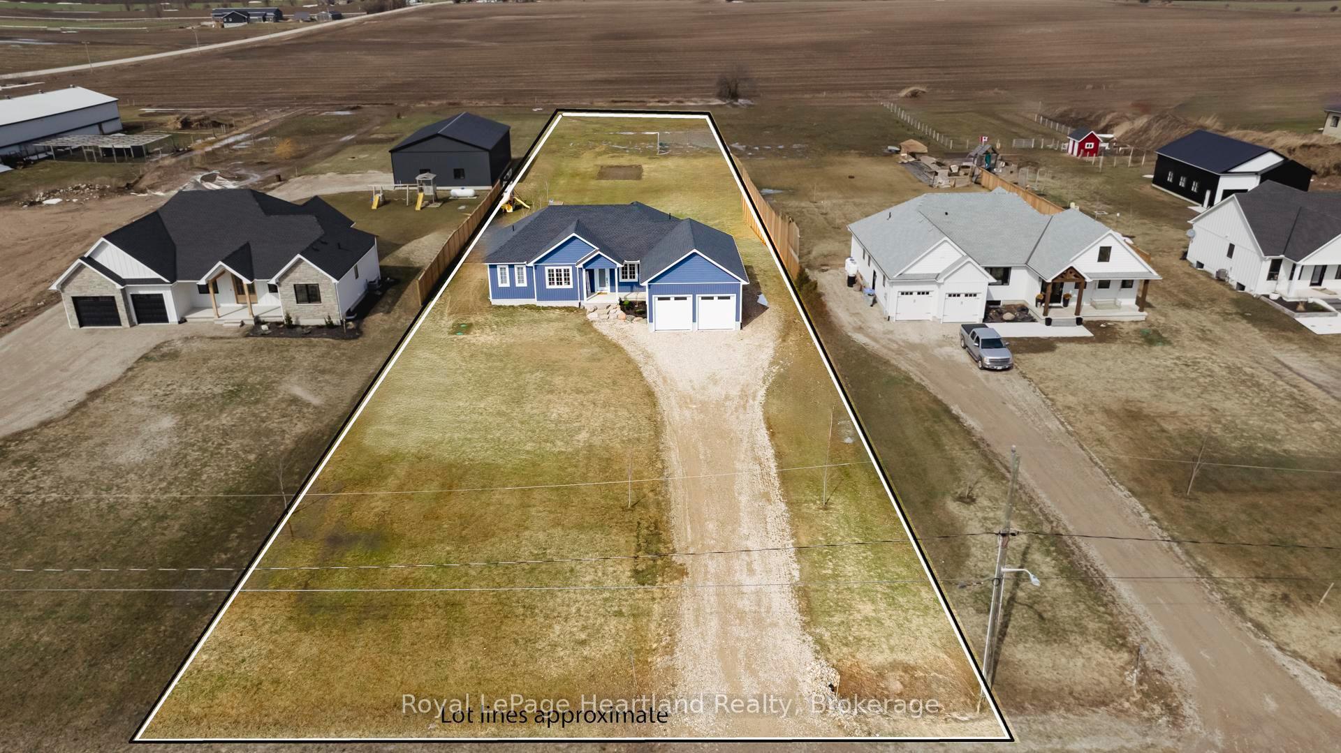 Photo 2 of 84339 Kent Line, Huron East, Grey — HOMEH