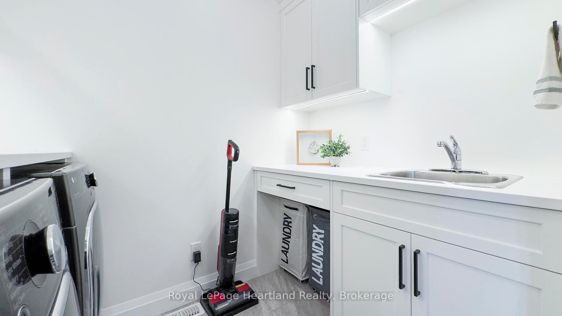 Photo 20 of 84339 Kent Line, Huron East, Grey — HOMEH