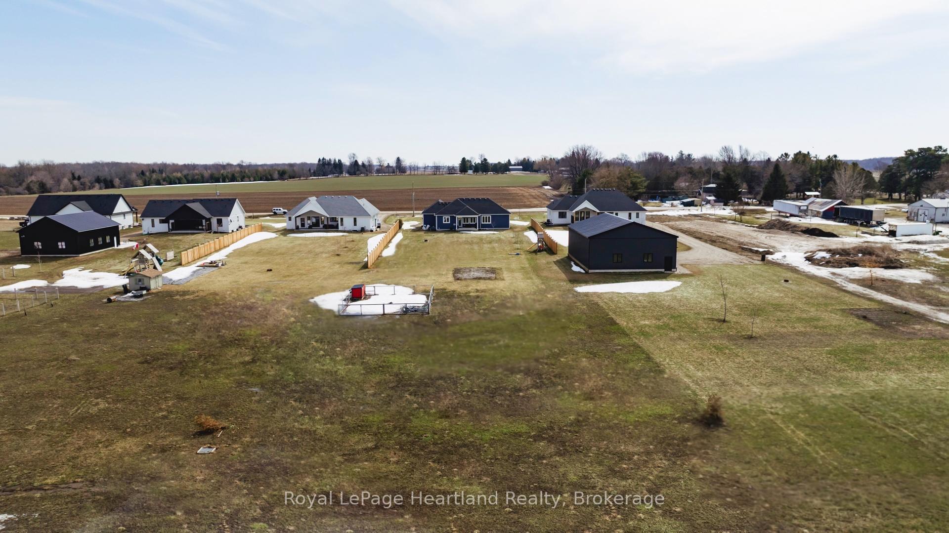 Photo 48 of 84339 Kent Line, Huron East, Grey — HOMEH