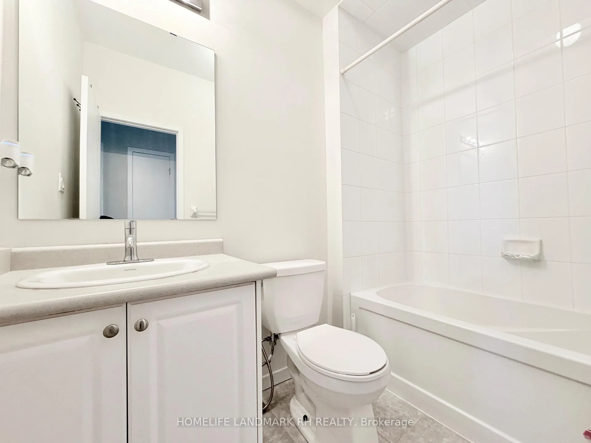 Photo 21 of 176 Elyse Court, Aurora, Bayview Northeast — HOMEH
