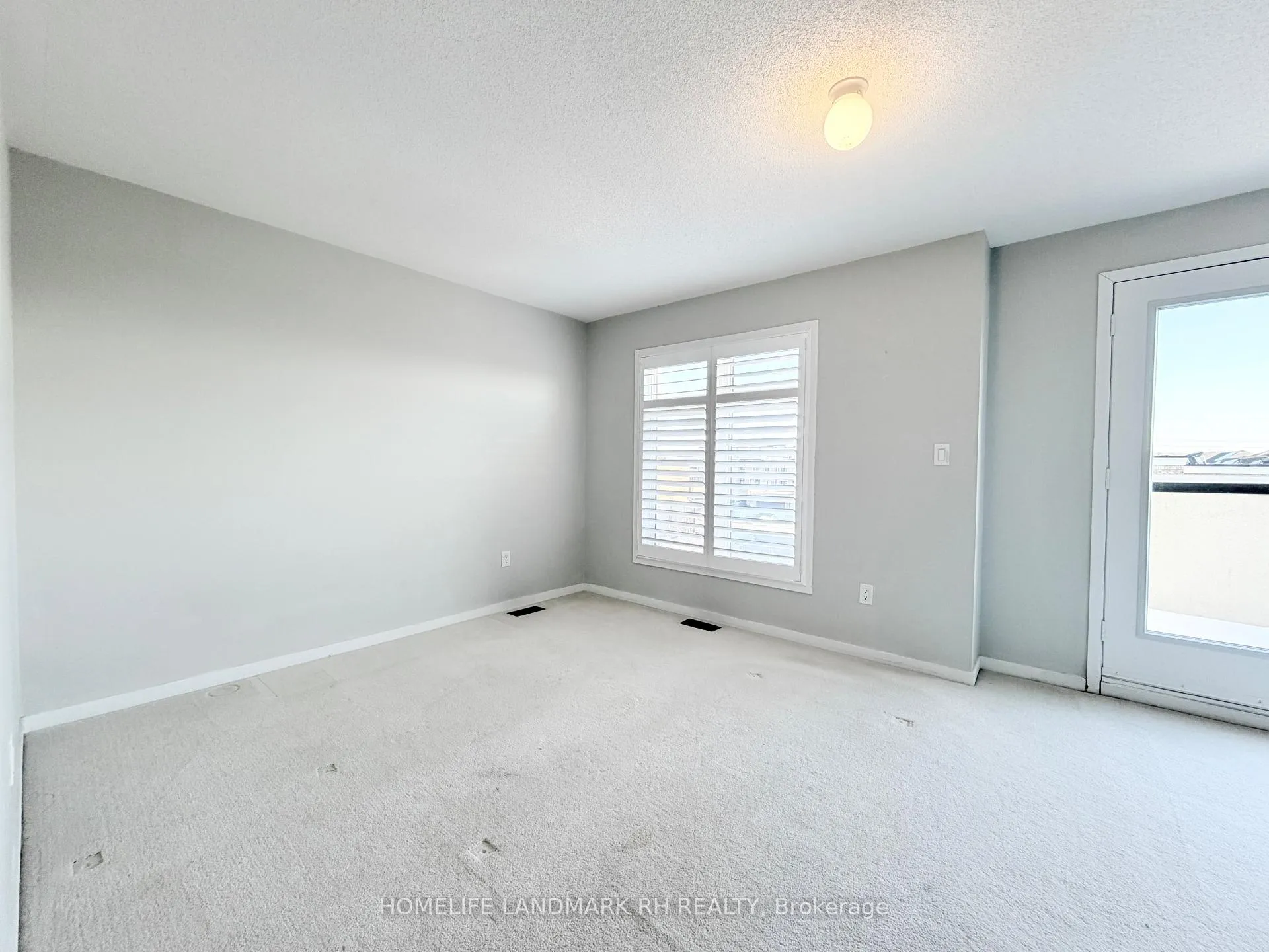 Photo 23 of 176 Elyse Court, Aurora, Bayview Northeast — HOMEH