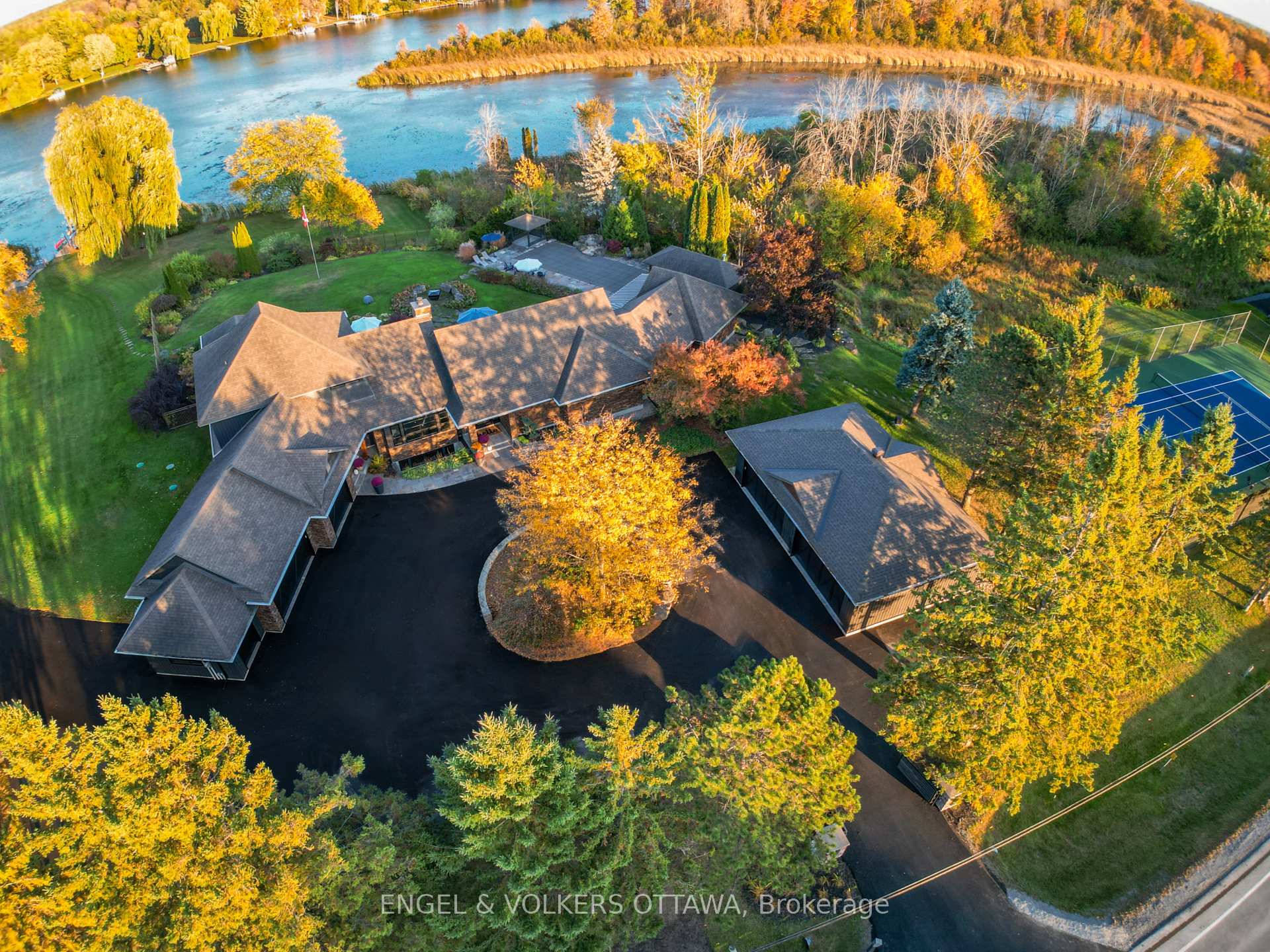 Photo 1 of 6351 Rideau Valley Drive N, Ottawa, Manotick South to Roger Stevens — HOMEH