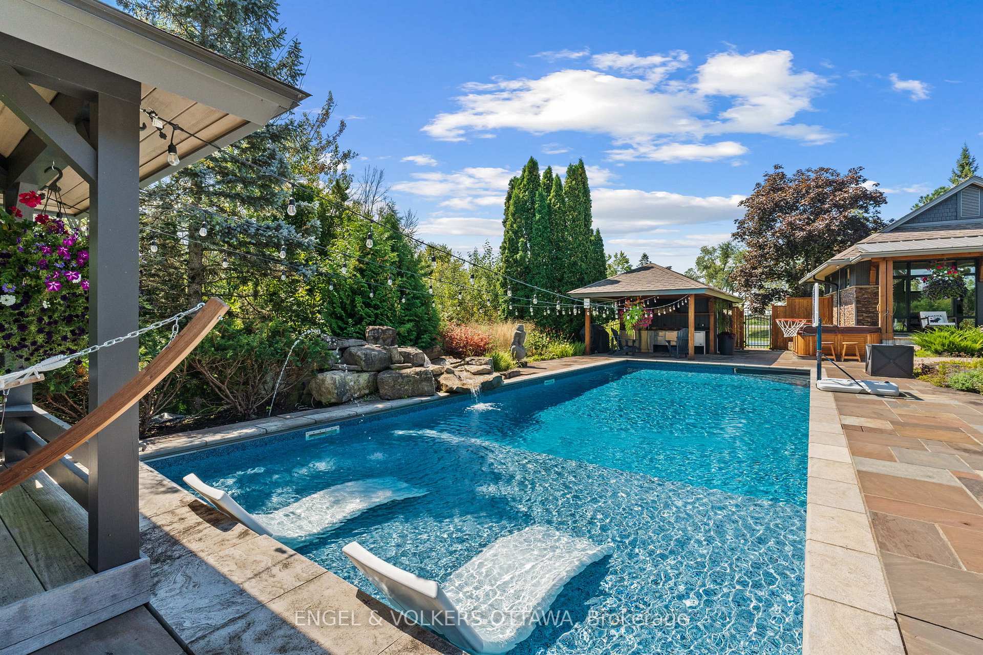 Photo 11 of 6351 Rideau Valley Drive N, Ottawa, Manotick South to Roger Stevens — HOMEH