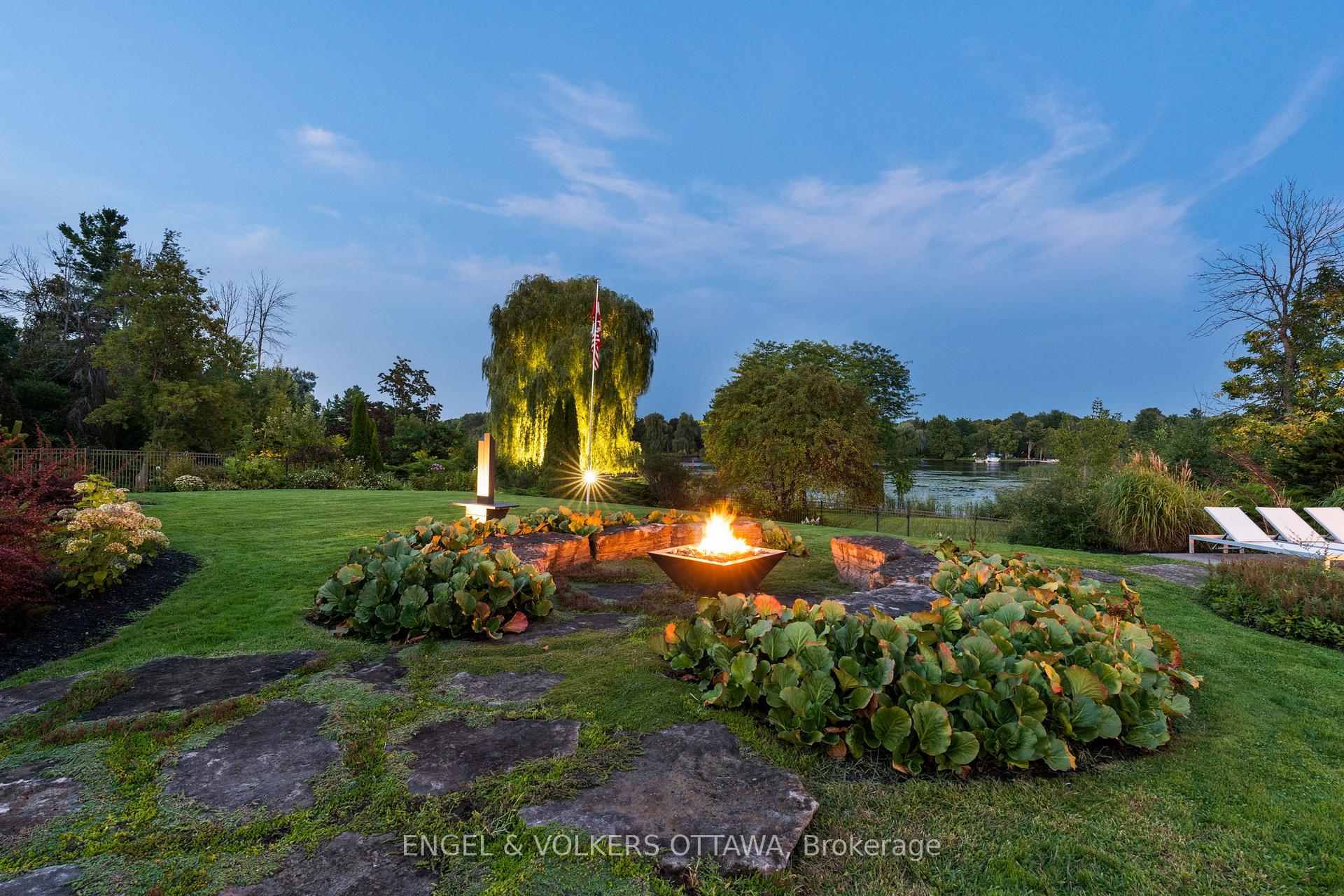 Photo 16 of 6351 Rideau Valley Drive N, Ottawa, Manotick South to Roger Stevens — HOMEH