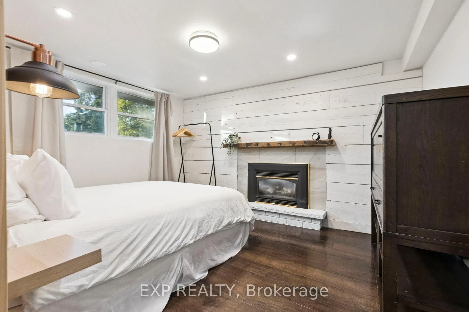 Photo 37 of 7429 Sideroad 20 Side Road, Mapleton, Rural Mapleton — HOMEH