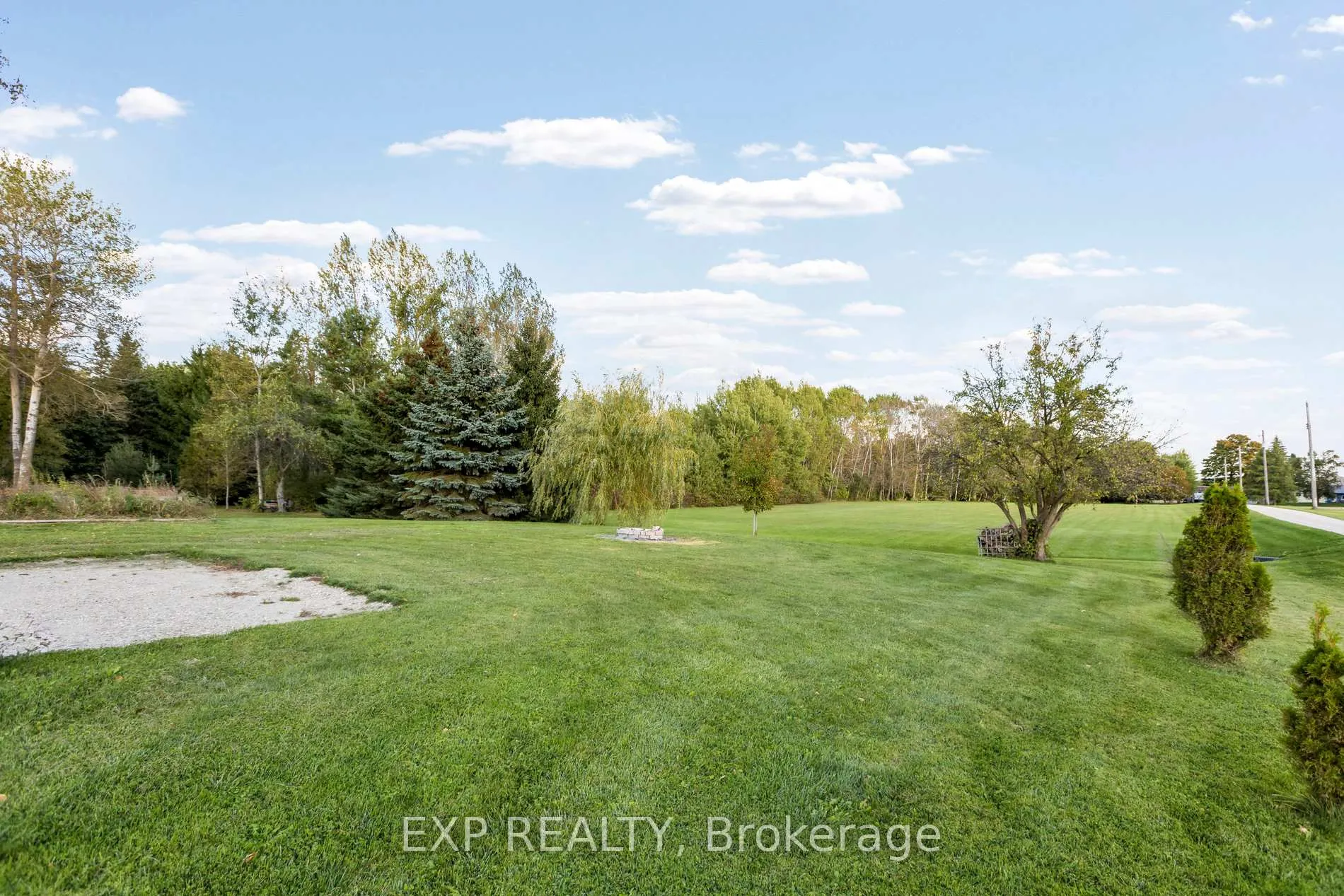 Photo 50 of 7429 Sideroad 20 Side Road, Mapleton, Rural Mapleton — HOMEH