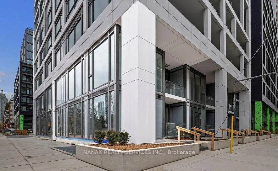 Front of Unit 204 SE, 60 Princess Street SE