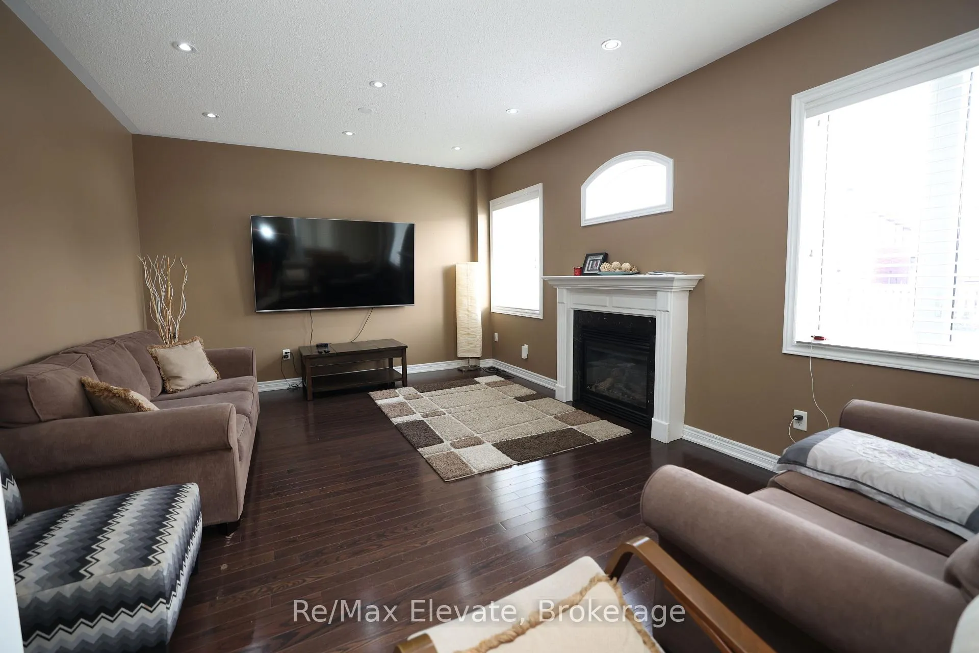 Photo 9 of 21 Coakwell Drive, Markham, Box Grove — HOMEH