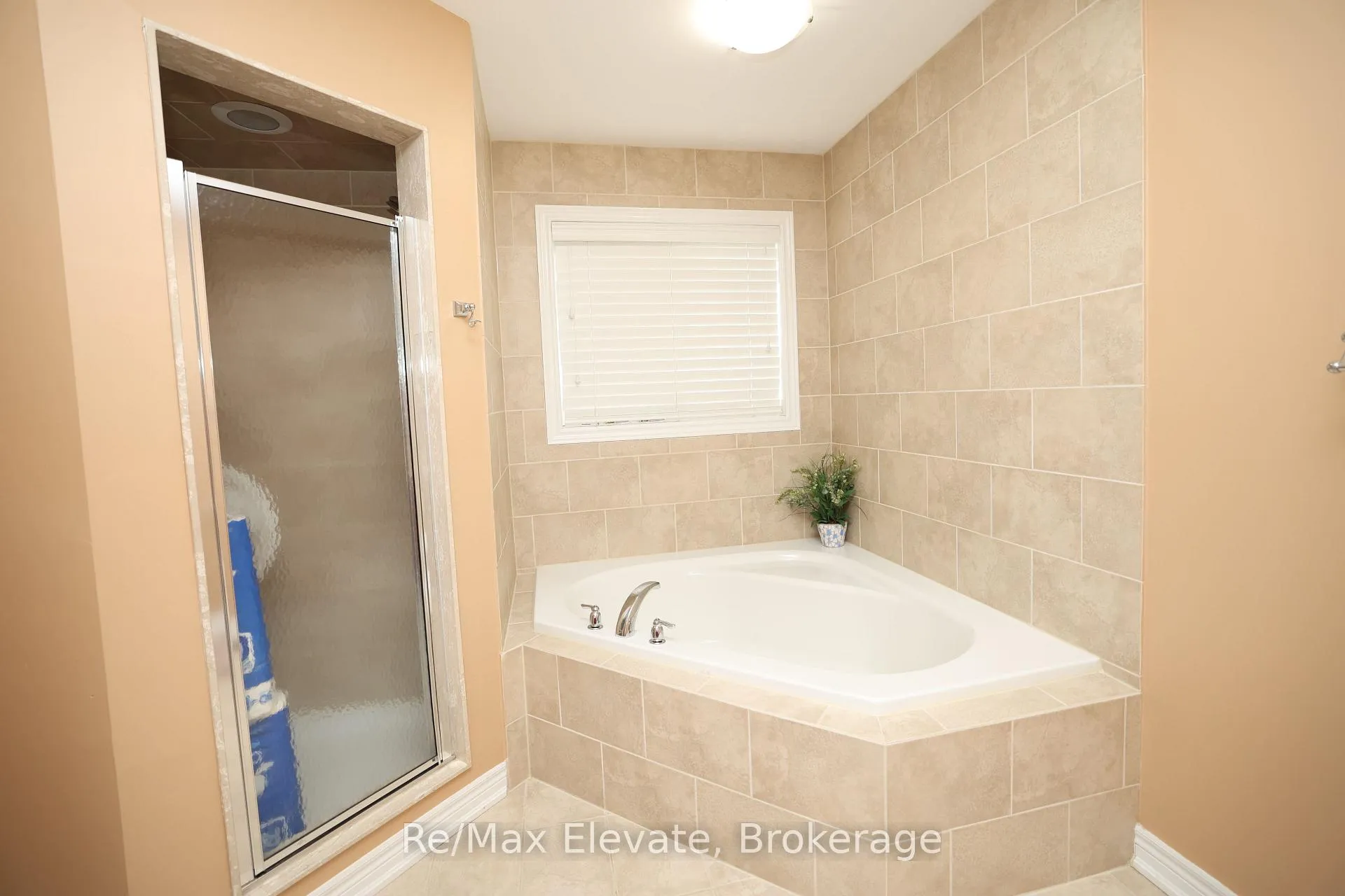 Photo 19 of 21 Coakwell Drive, Markham, Box Grove — HOMEH