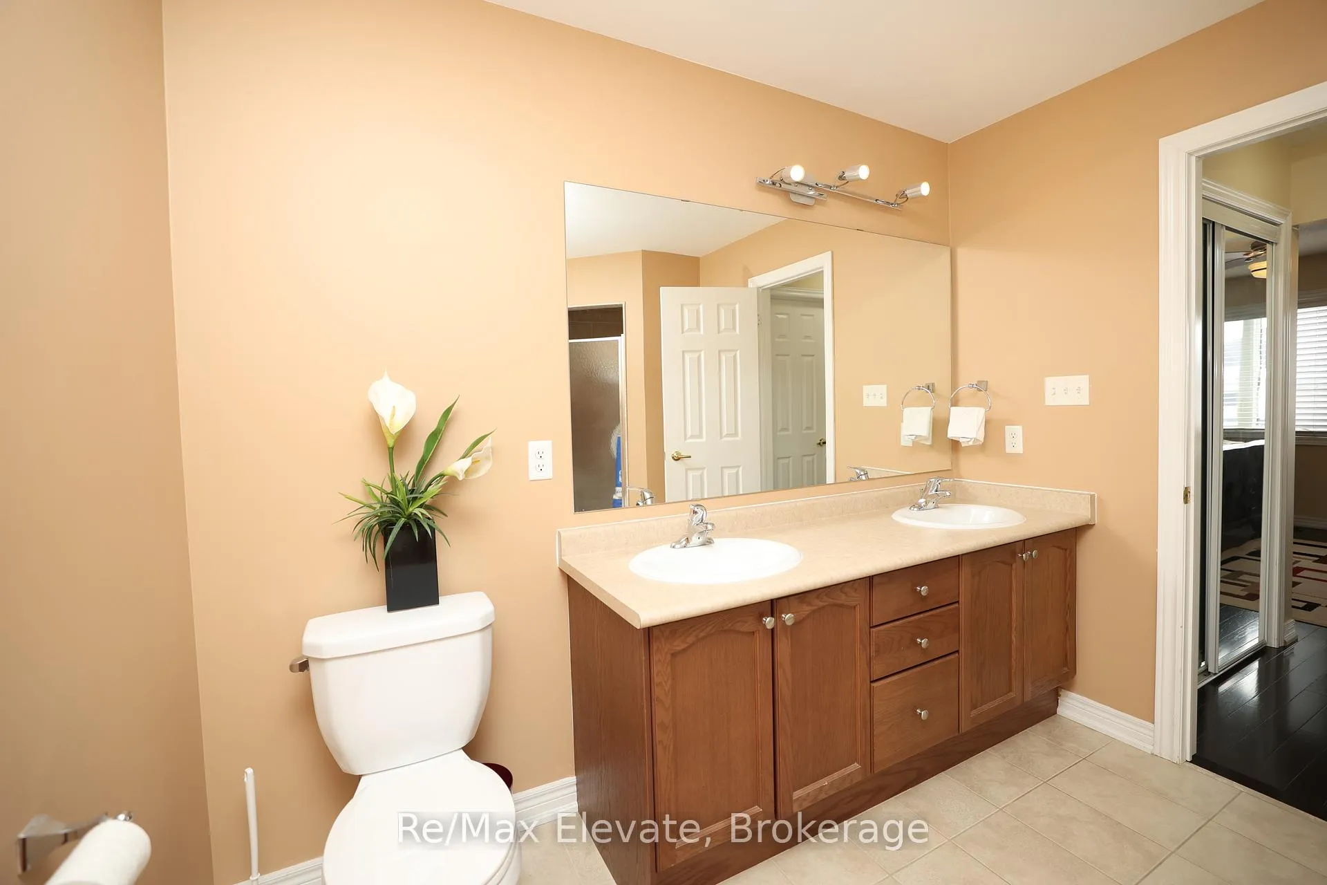 Photo 20 of 21 Coakwell Drive, Markham, Box Grove — HOMEH