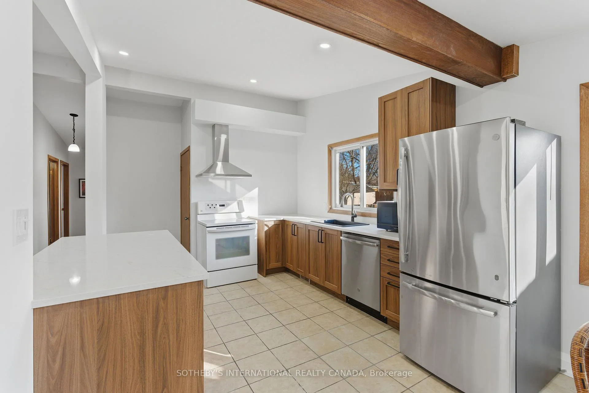 Photo 8 of 4206 Glenayr Avenue, Niagara Falls, Morrison — HOMEH