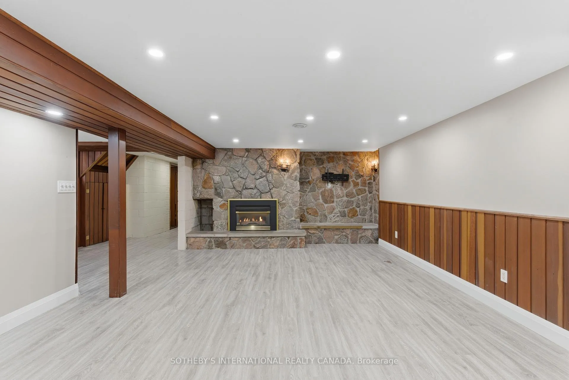 Photo 18 of 4206 Glenayr Avenue, Niagara Falls, Morrison — HOMEH