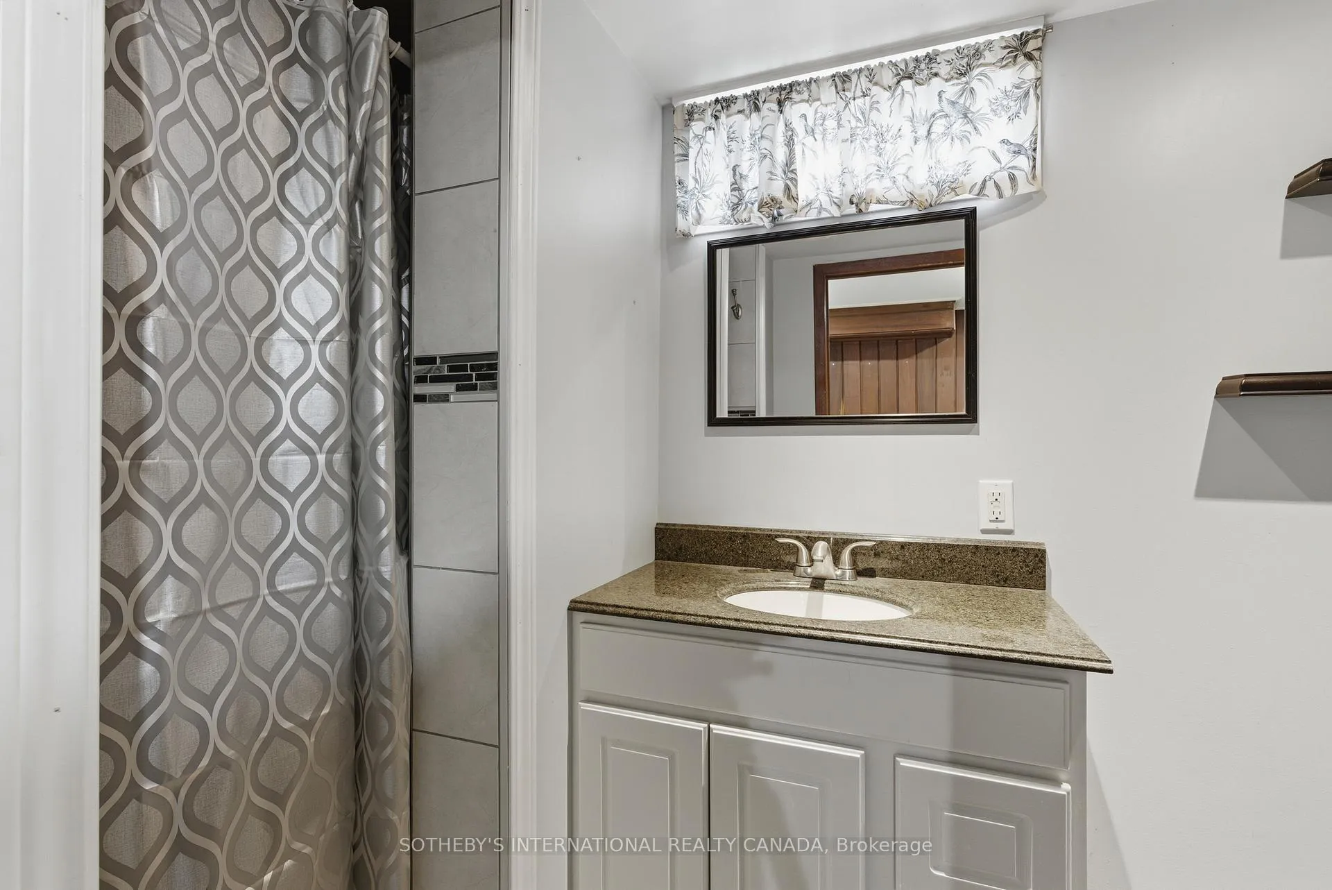 Photo 22 of 4206 Glenayr Avenue, Niagara Falls, Morrison — HOMEH