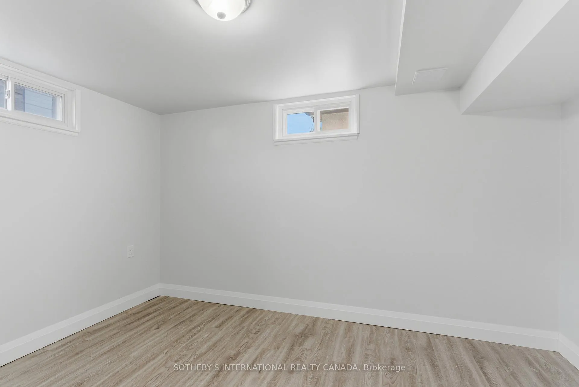 Photo 23 of 4206 Glenayr Avenue, Niagara Falls, Morrison — HOMEH