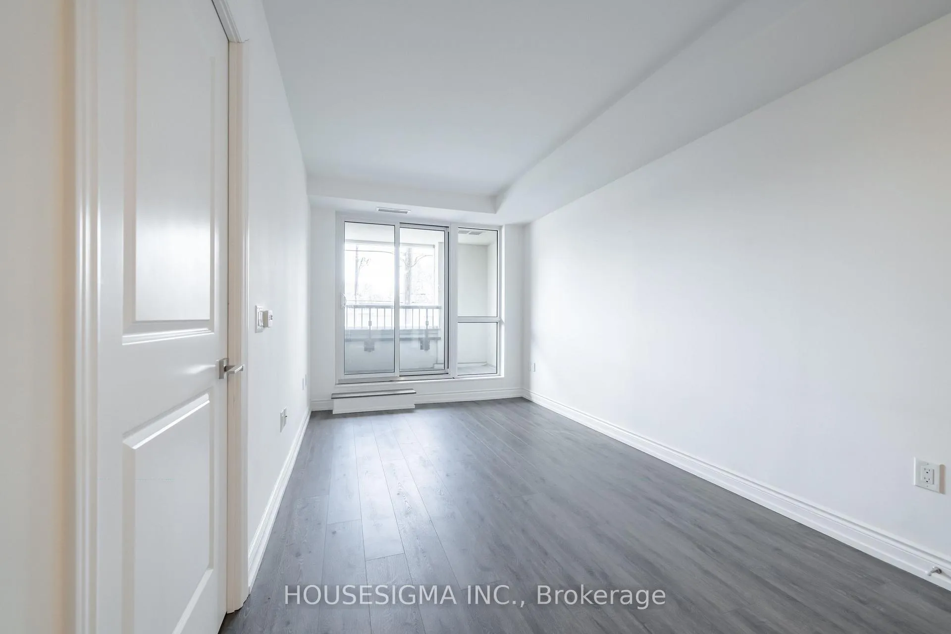 Photo 6 of Unit 207, 1700 Avenue Road, Toronto, Bedford Park-Nortown — HOMEH