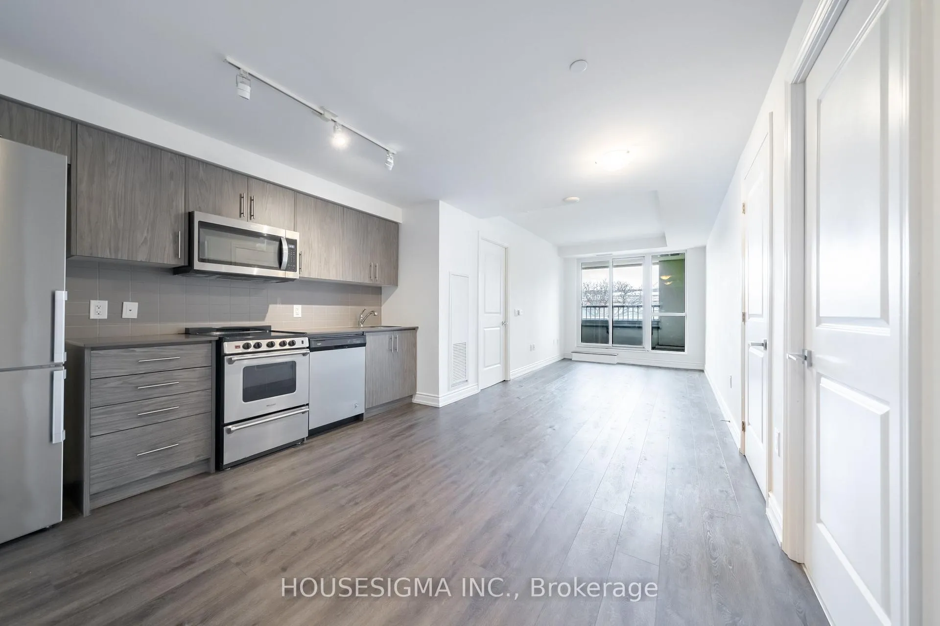 Photo 9 of Unit 207, 1700 Avenue Road, Toronto, Bedford Park-Nortown — HOMEH
