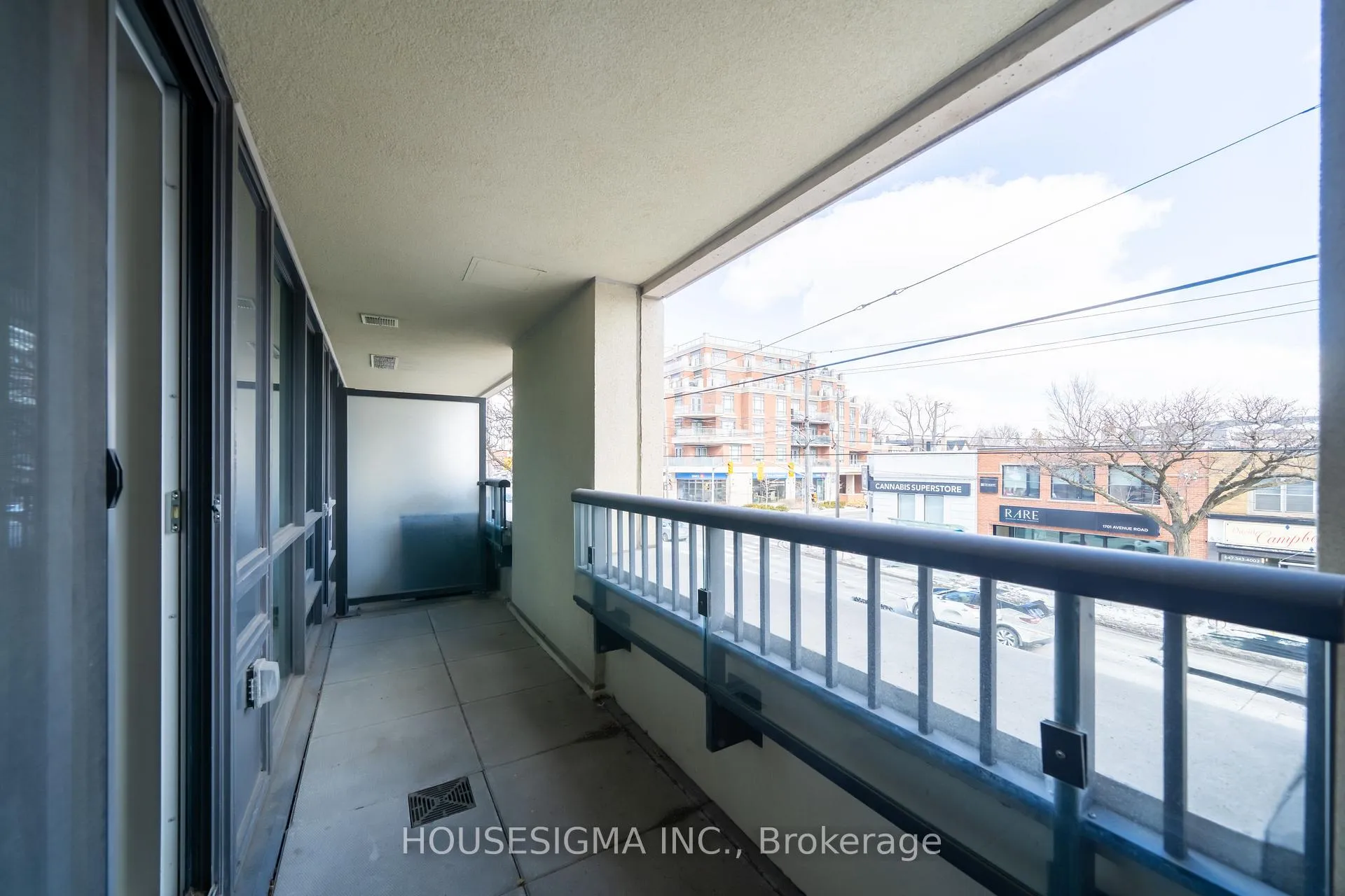 Photo 15 of Unit 207, 1700 Avenue Road, Toronto, Bedford Park-Nortown — HOMEH