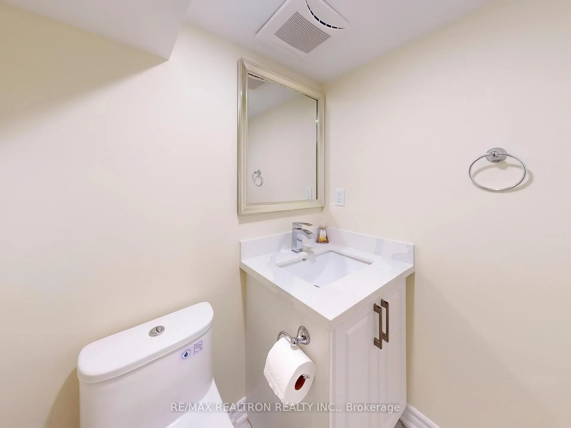 Photo 27 of Unit BSMNT, 202 Danny Wheeler Boulevard, Georgina, Keswick North — HOMEH