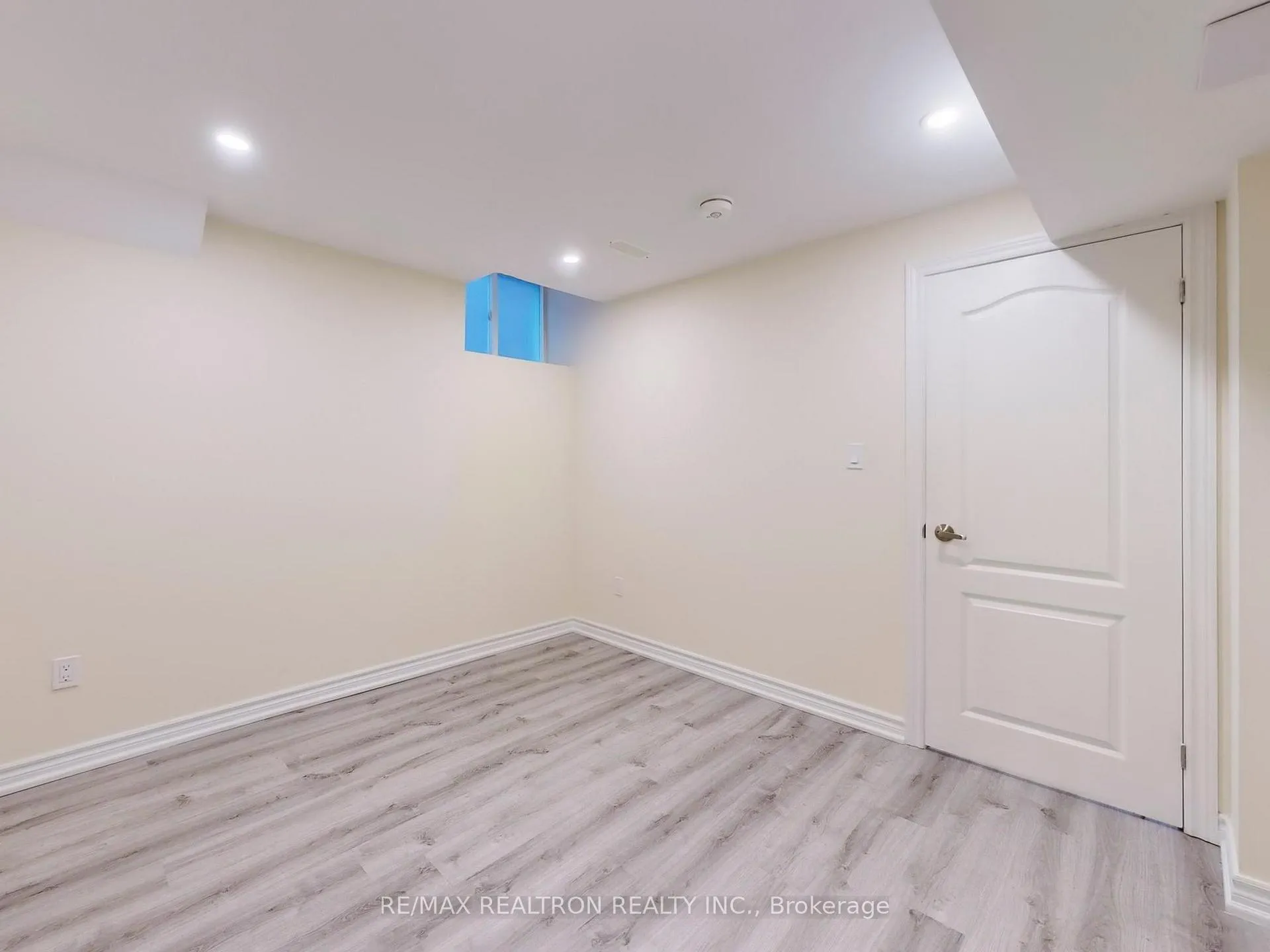 Photo 28 of Unit BSMNT, 202 Danny Wheeler Boulevard, Georgina, Keswick North — HOMEH
