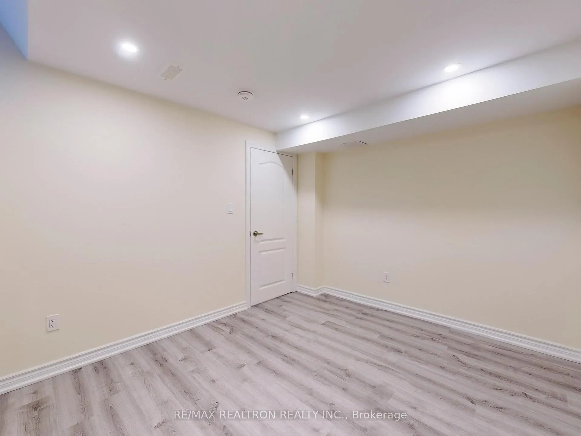Photo 30 of Unit BSMNT, 202 Danny Wheeler Boulevard, Georgina, Keswick North — HOMEH