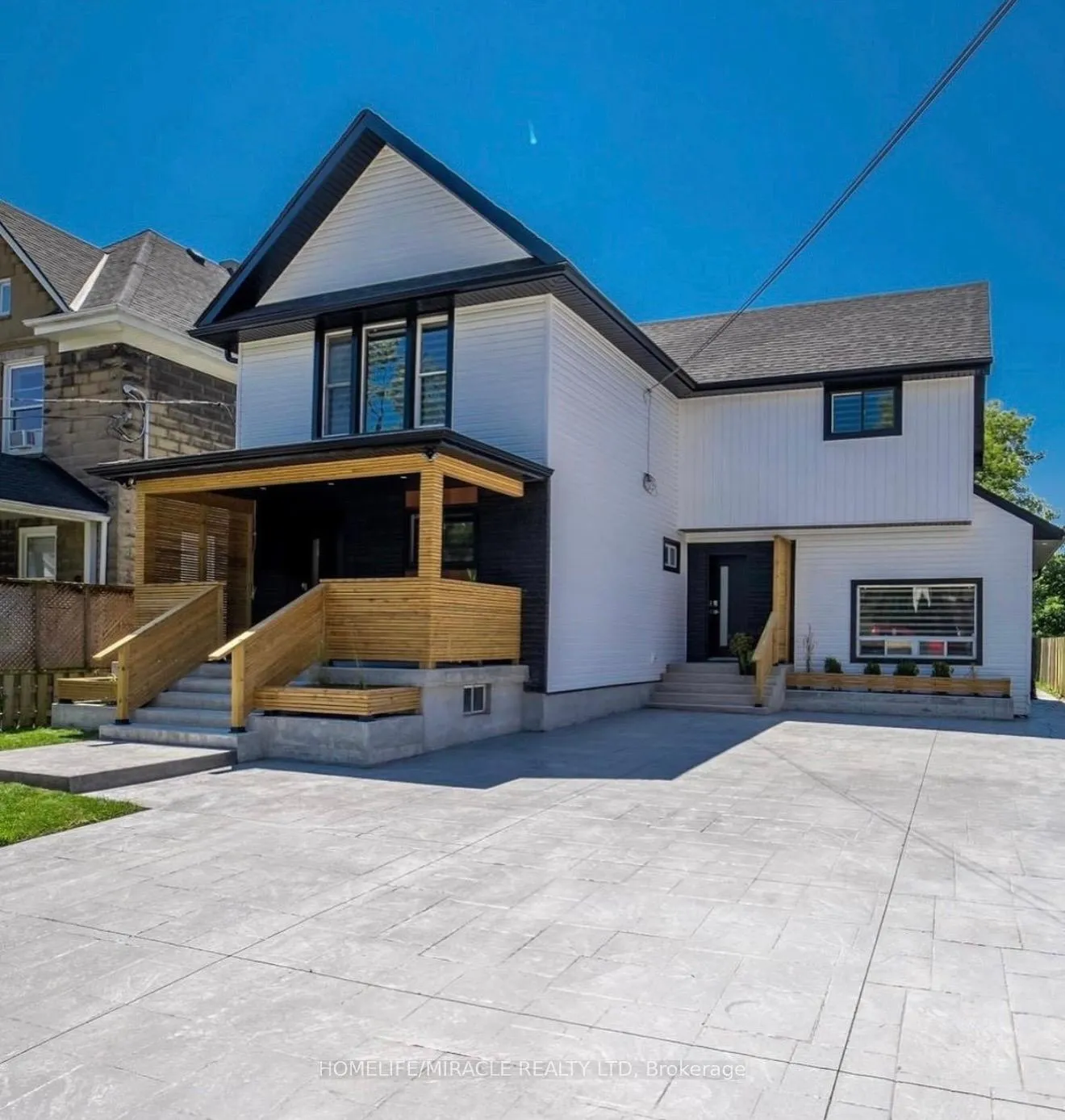 Front of Unit 2, 4985 Crysler Avenue