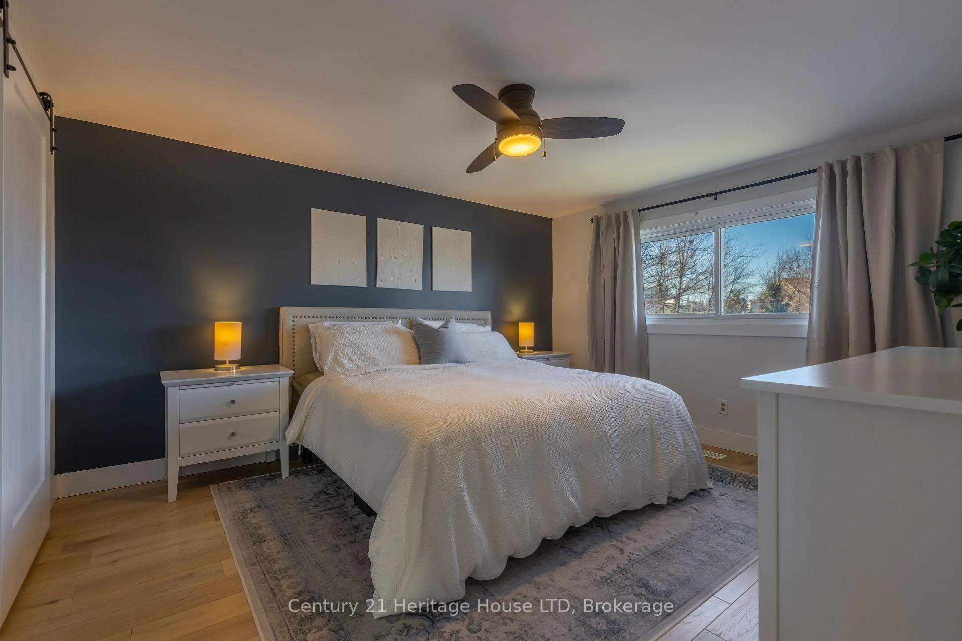 Photo 5 of 26 Royal Orchard Crescent, St. Catharines, Lakeport — HOMEH