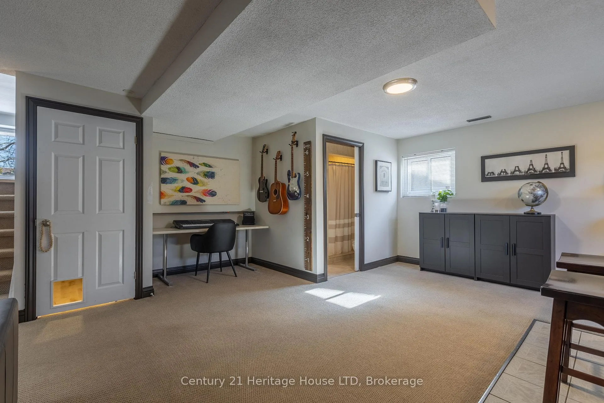 Photo 6 of 26 Royal Orchard Crescent, St. Catharines, Lakeport — HOMEH