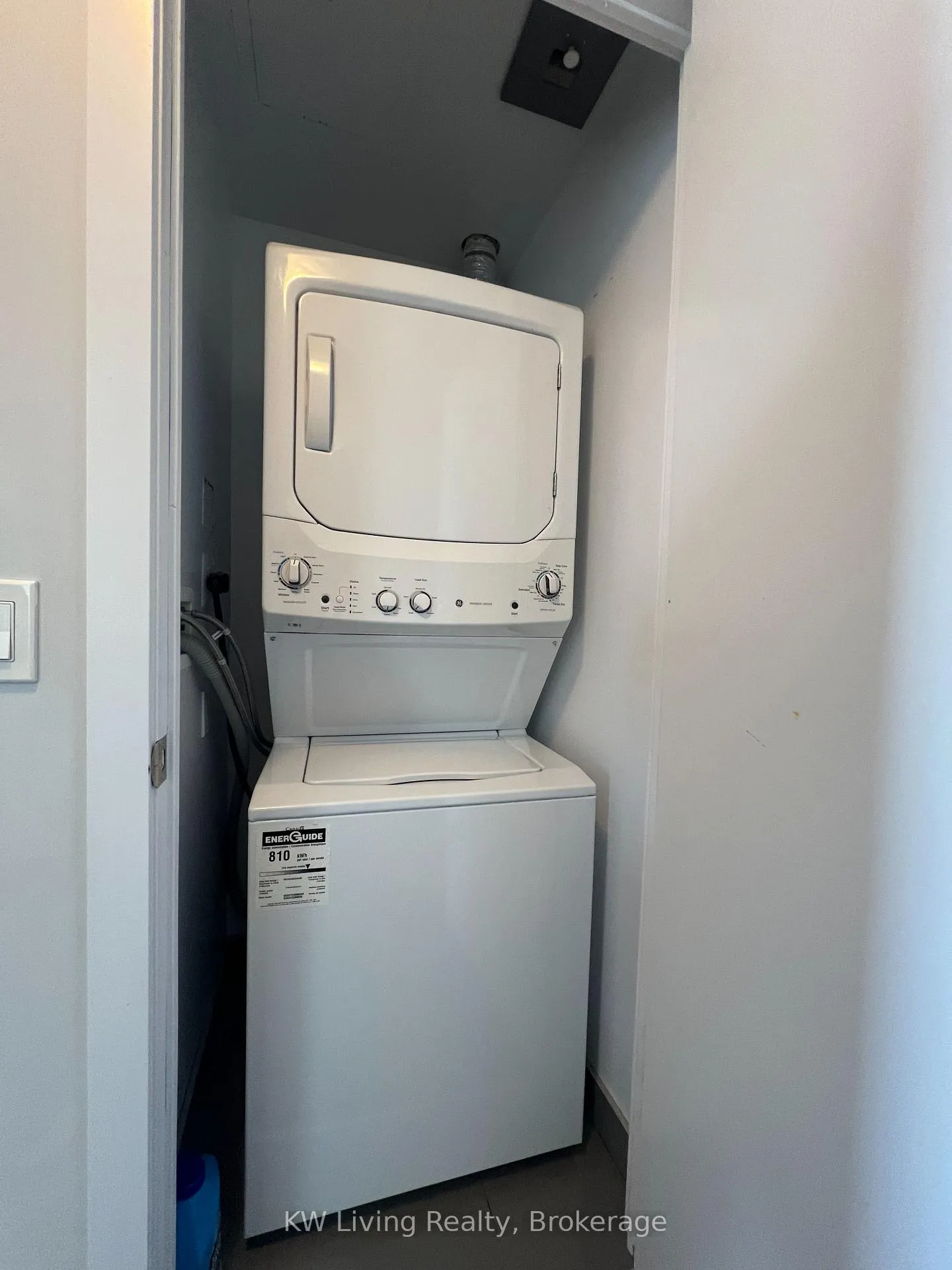 Photo 32 of Unit 4907, 2221 Yonge Street, Toronto, Mount Pleasant West — HOMEH