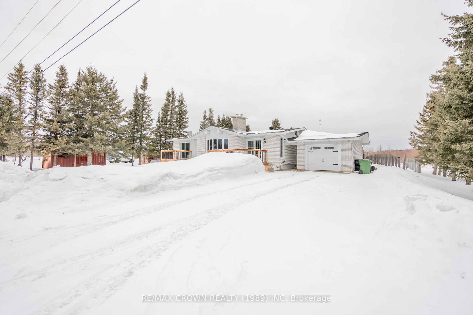 Photo 1 of 14 St-Stanislas Street, Kapuskasing — HOMEH