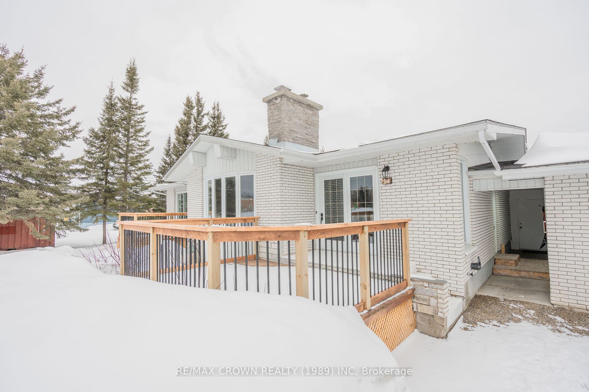 Photo 3 of 14 St-Stanislas Street, Kapuskasing — HOMEH