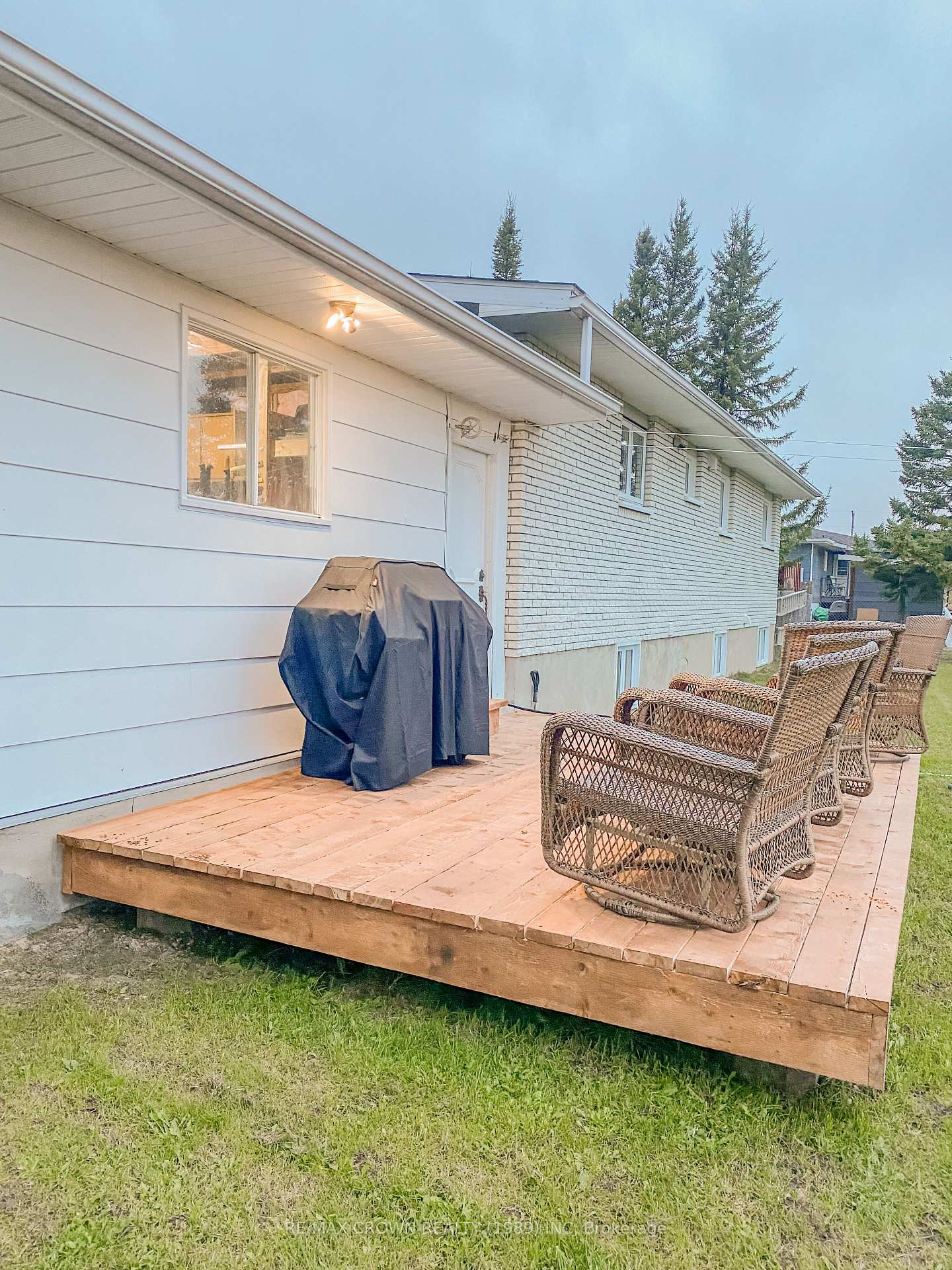 Photo 46 of 14 St-Stanislas Street, Kapuskasing — HOMEH