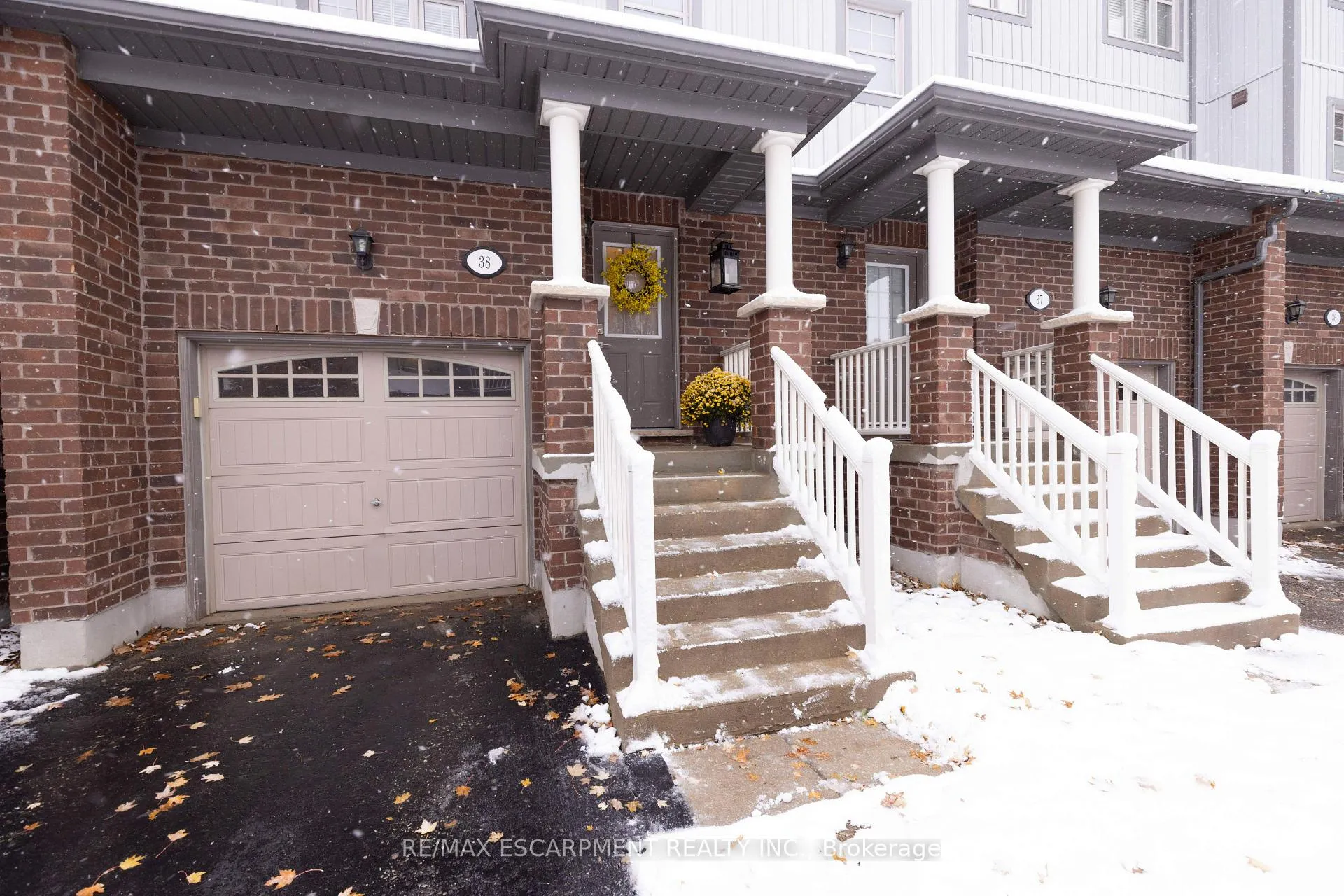 Photo 1 of Unit 38, 701 Homer Watson Boulevard, Kitchener — HOMEH