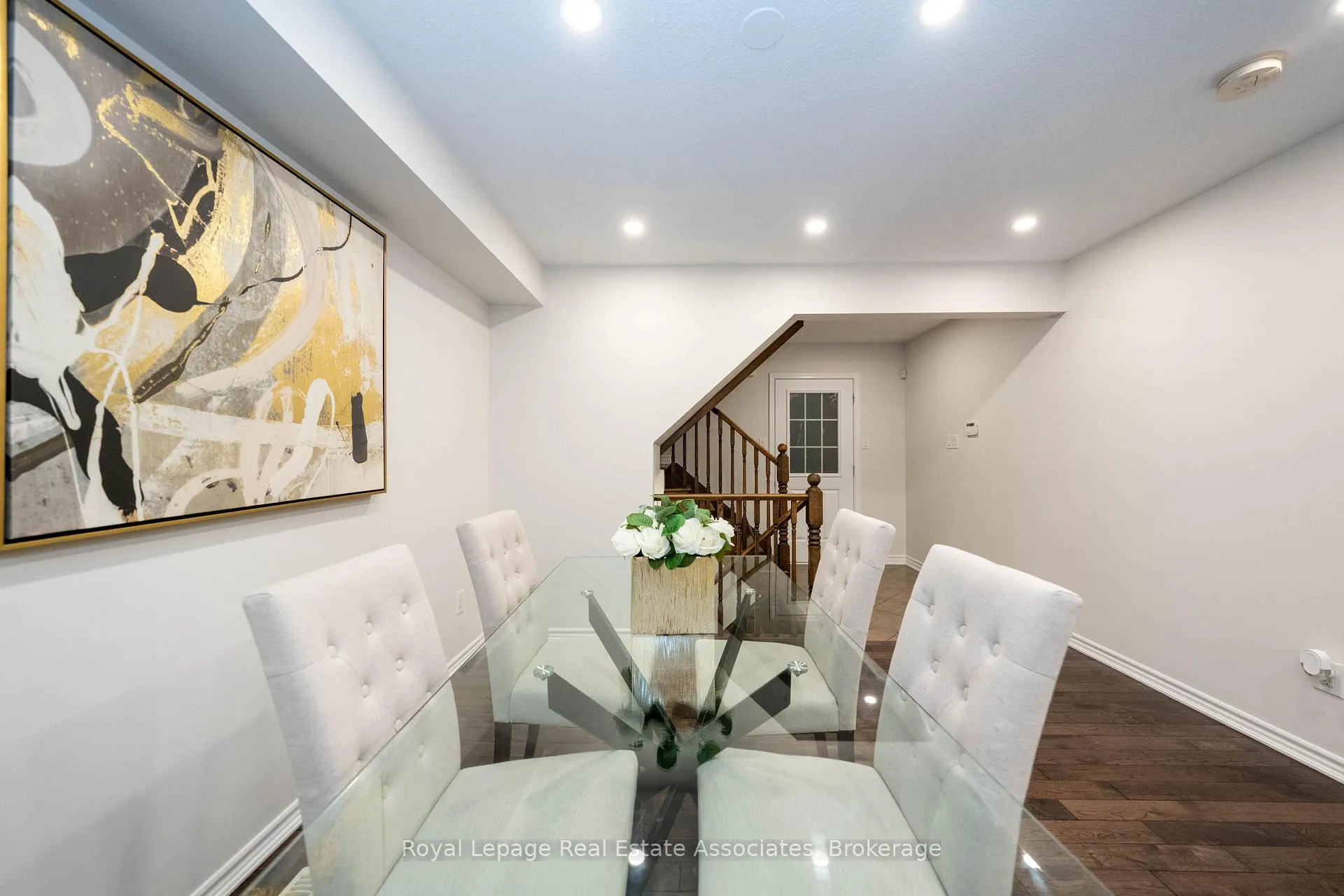 Photo 3 of 303 Chuchmach Close, Milton, Willmott — HOMEH