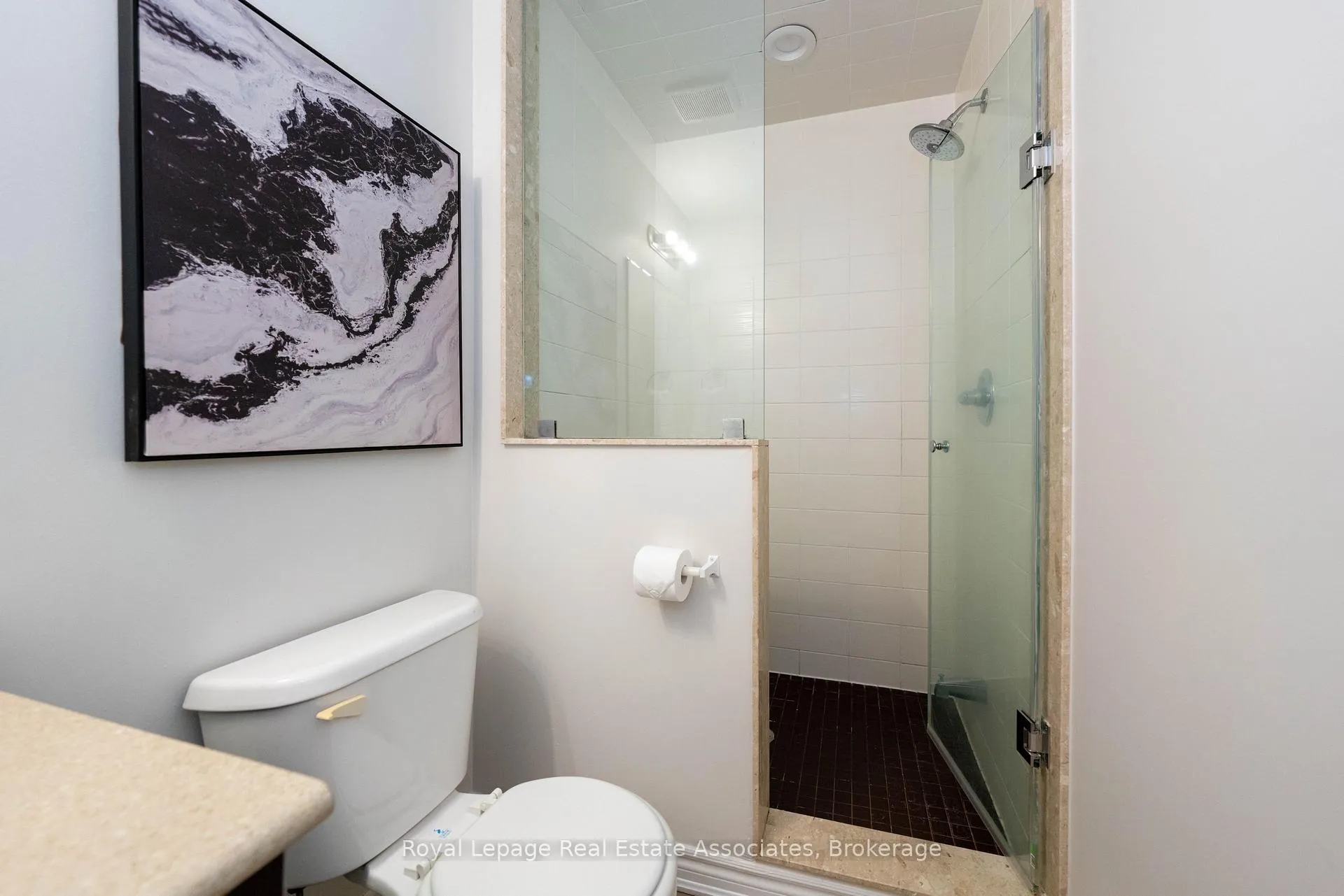 Photo 13 of 303 Chuchmach Close, Milton, Willmott — HOMEH