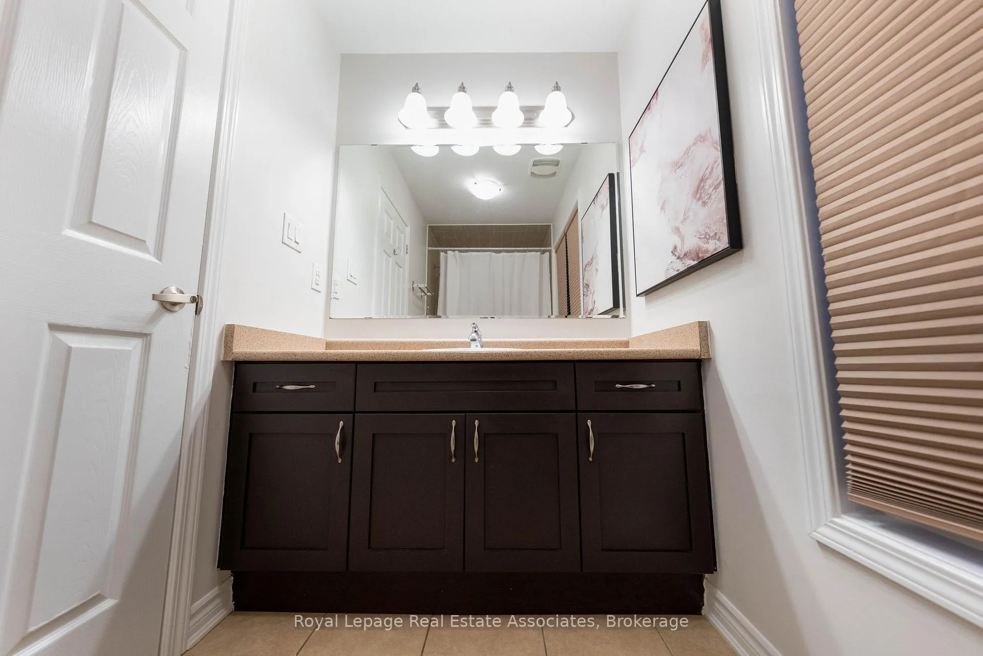 Photo 16 of 303 Chuchmach Close, Milton, Willmott — HOMEH